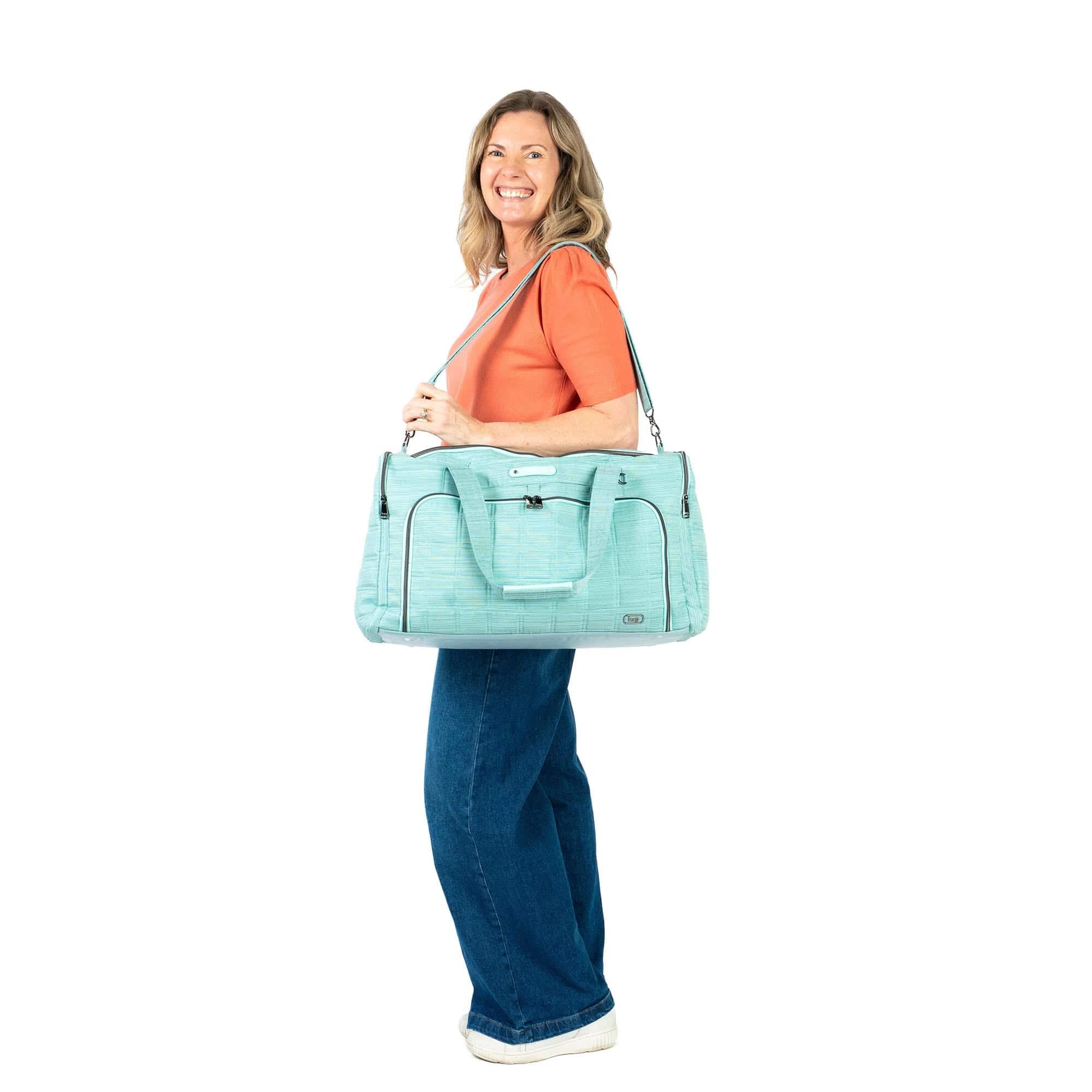 Trolley Duffel 2 Oversized Travel Bag - - 24360_TrolleyDuffel2_BrushedAquamarine_Proportion_01