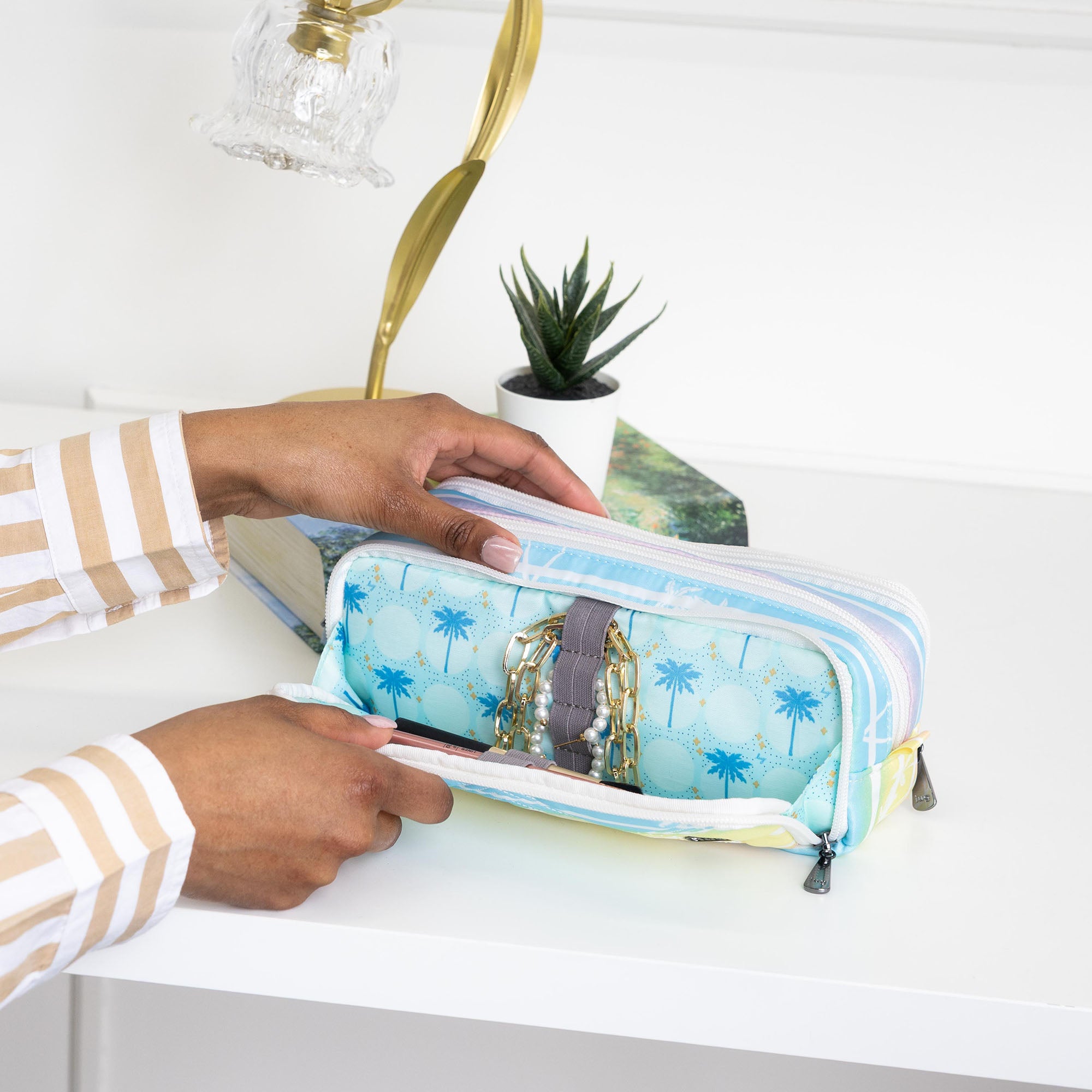 Seaplane Cosmetic Pouch - - 24395_Seaplane_GradientPalms_Hover_b5874470-eb35-4949-85c1-5132cc60ee20