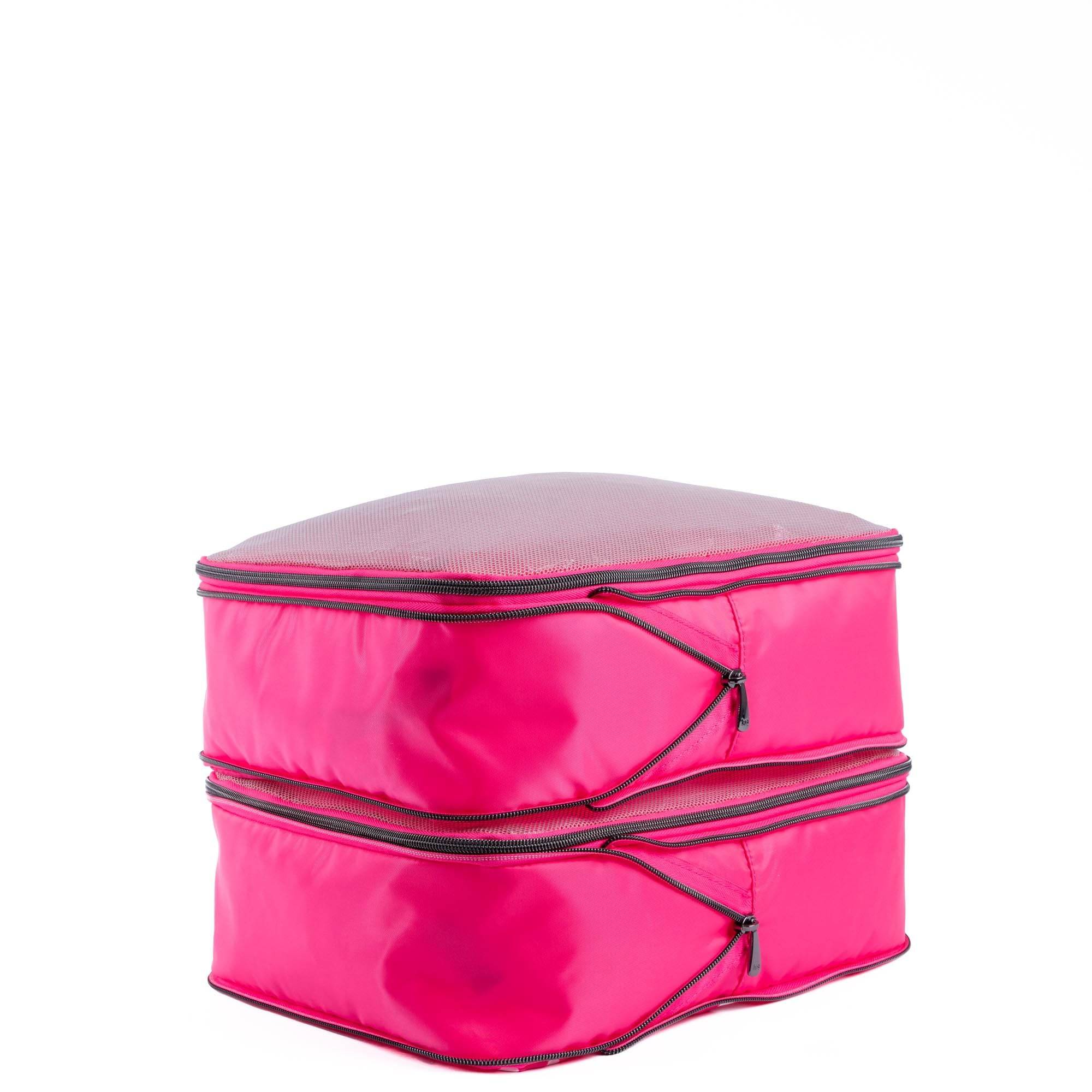 Cargo 2pc Medium Compression Cubes - MAGENTA STRIPE - 24404_Cargo2pc_MedCompressionCubes_MagentaStripe_Angle_02