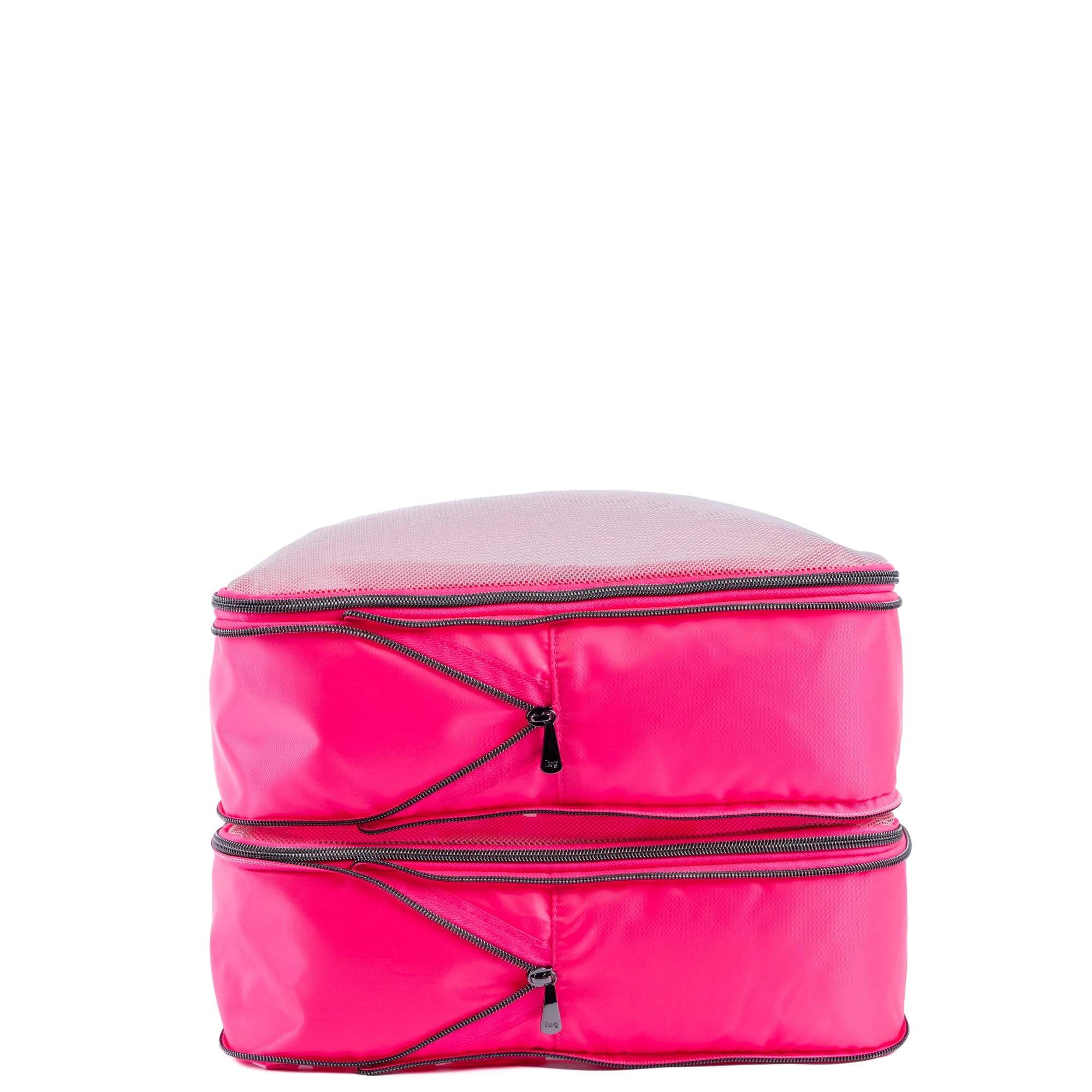 Cargo 2pc Medium Compression Cubes - MAGENTA STRIPE - 24404_Cargo2pc_MedCompressionCubes_MagentaStripe_Angle_03