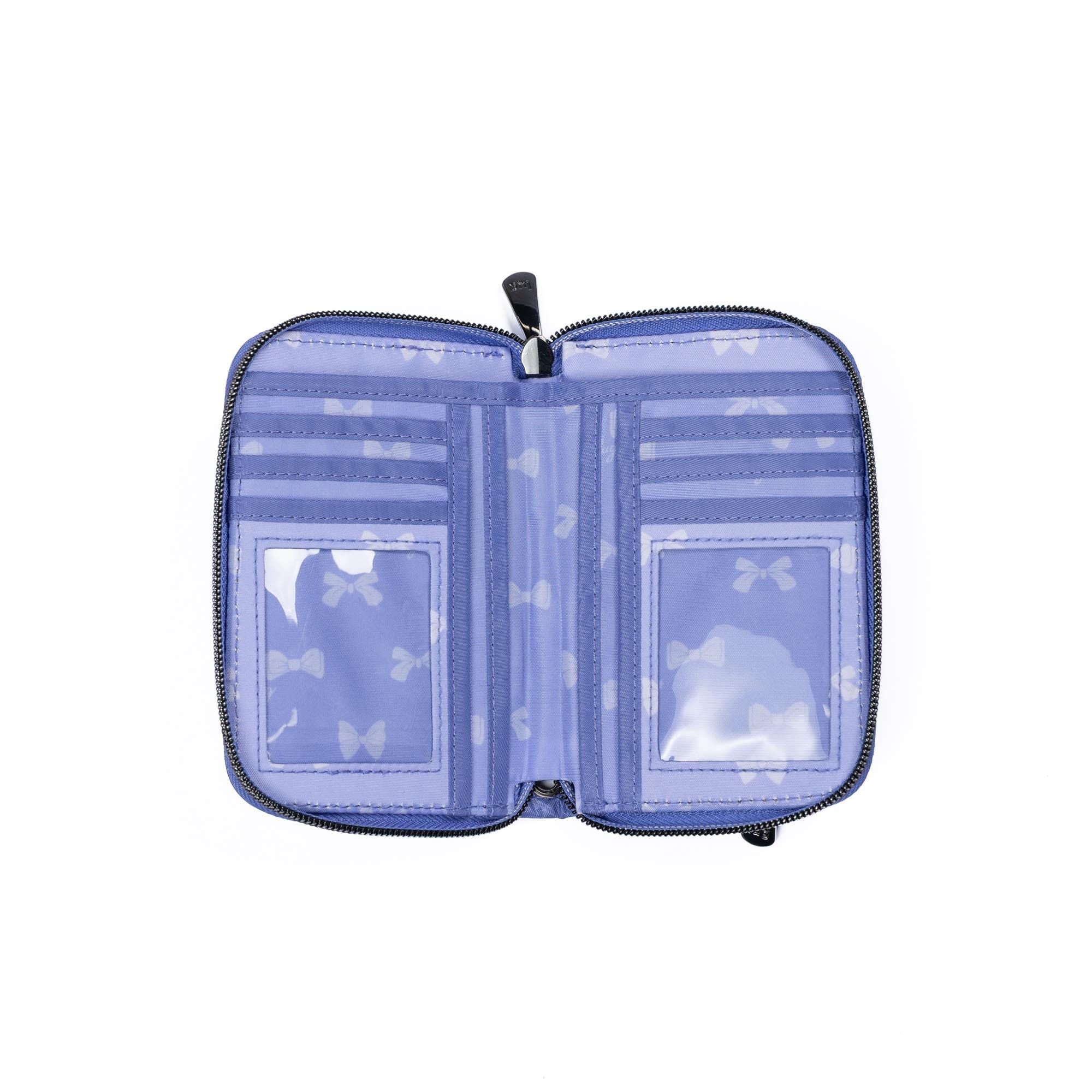 Legacy Collection Rodeo RFID Wallet - PURPLE BERRY - 24508_RodeoLegacy_PurpleBerry_Angle_04