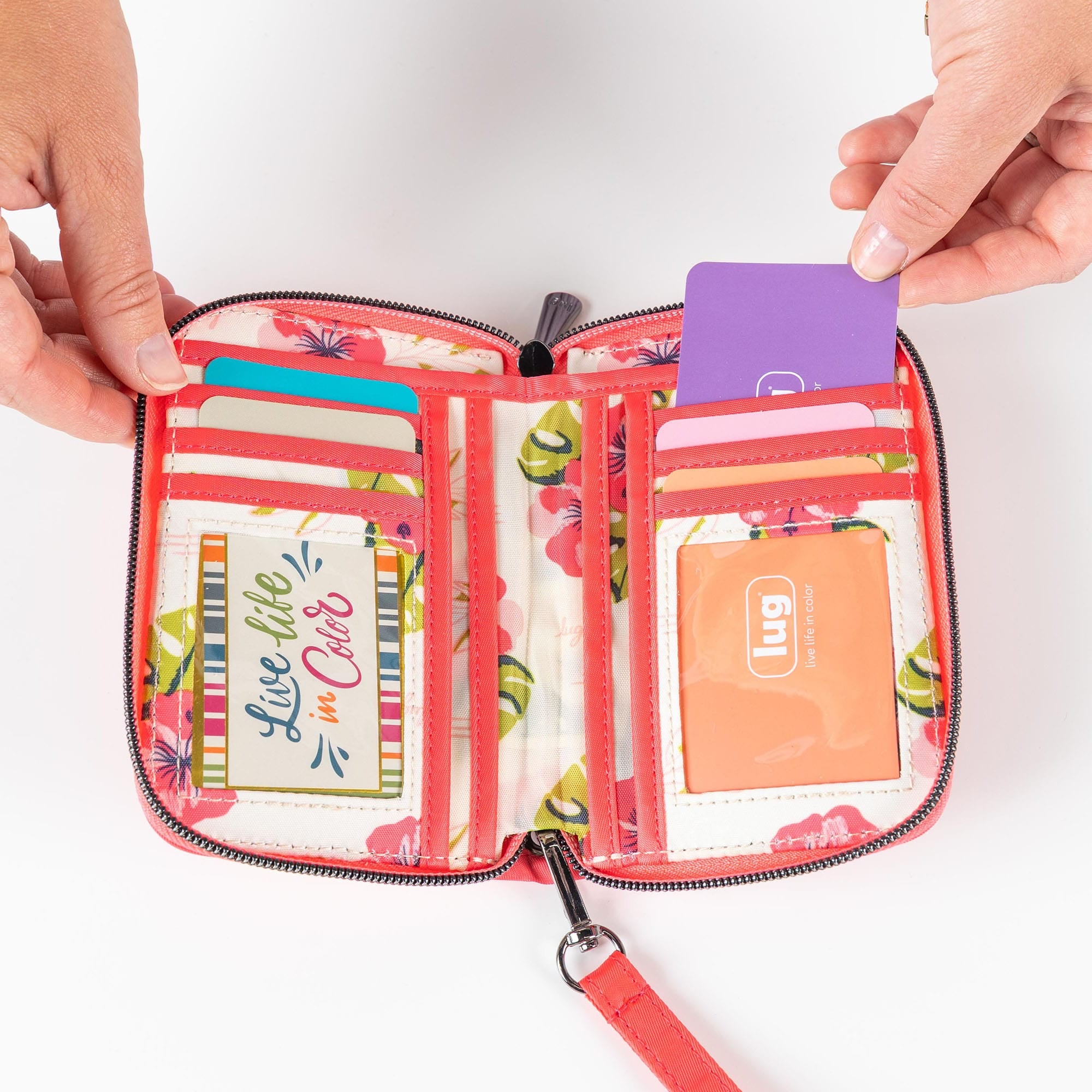 Legacy Collection Rodeo RFID Wallet - - 24509_RodeoLegacy_CoralRed_Lifestyle_02