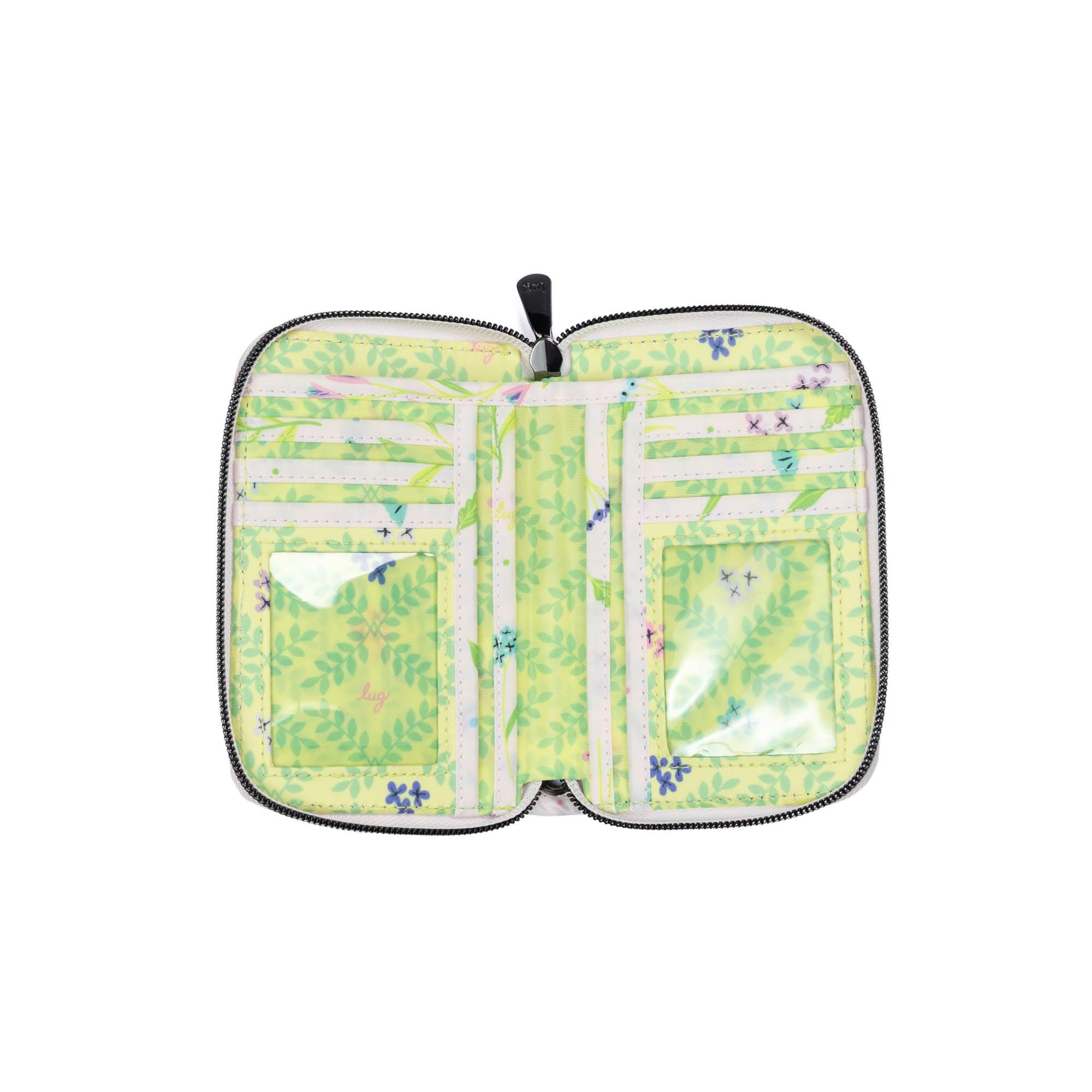 Legacy Collection Rodeo RFID Wallet - MEADOW RETREAT - 24515_RodeoLegacy_MeadowRetreat_Angle_04