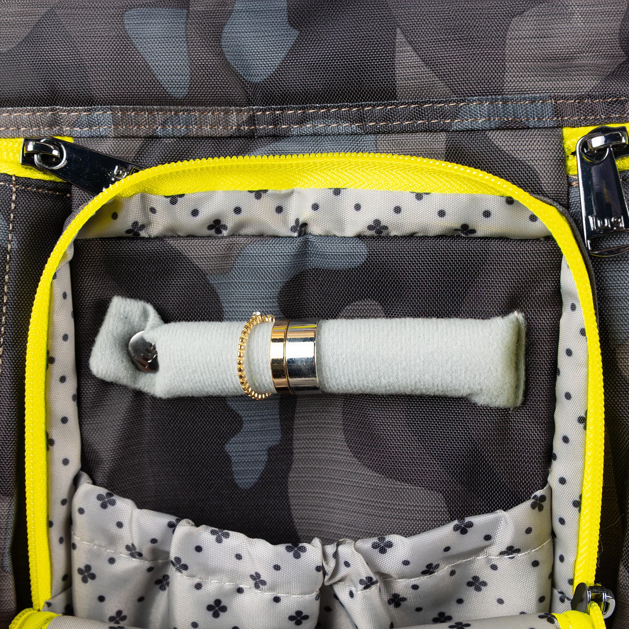 Legacy Collection Shuttlebus Duffel - - 24544_LegacyShuttlebus_BrushedCamoBlack_Lifestyle_06