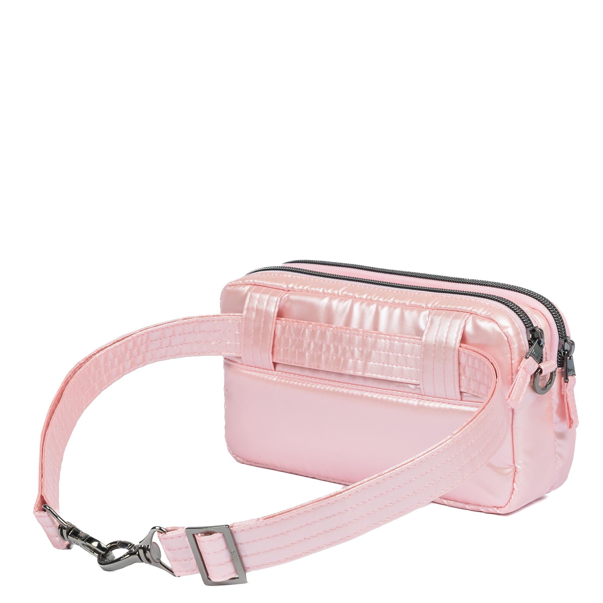 Coupe XL Plus Convertible Crossbody Bag - METALLIC BUBBLE PINK - 24551_CoupeXLPlus_MetallicBubblePink_Angle_04
