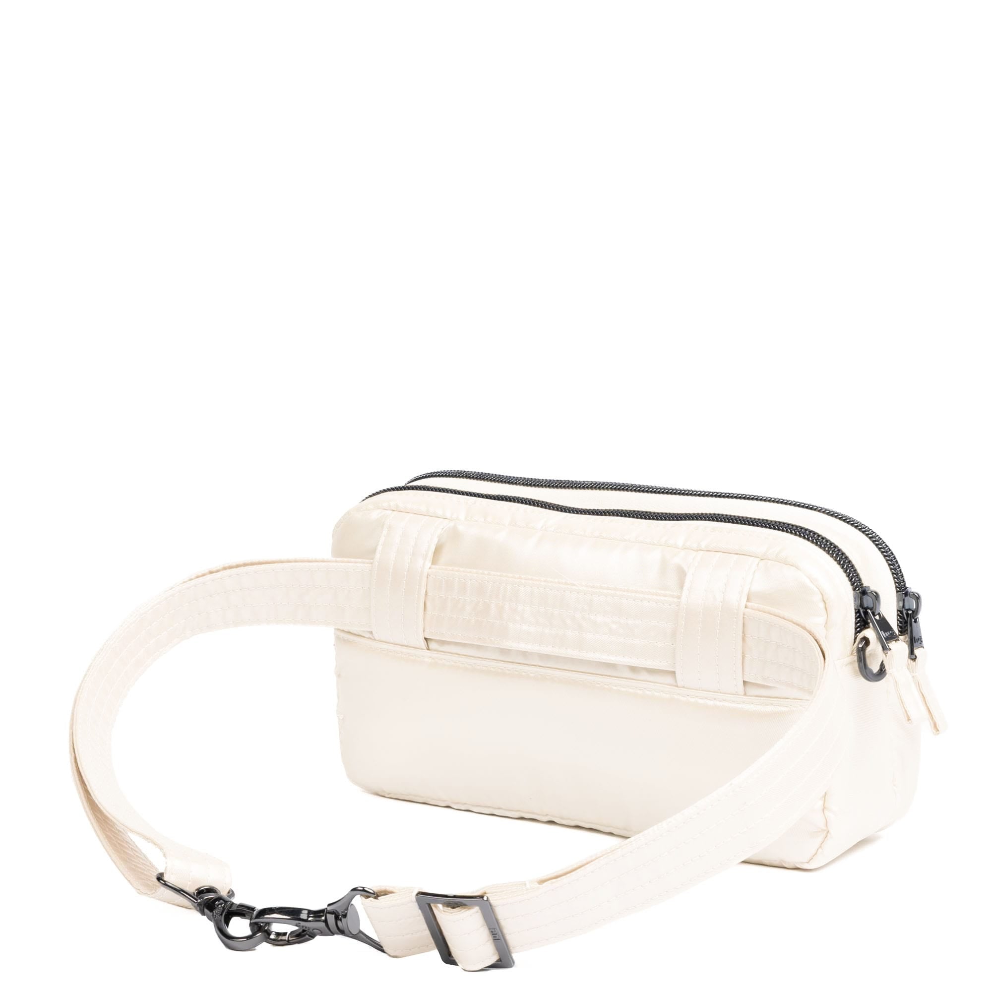 Coupe XL Plus Convertible Crossbody Bag - METALLIC BUBBLE CLOUD - 24554_CoupeXLPlus_MetallicBubbleCloud_Angle_04_5fz8x2