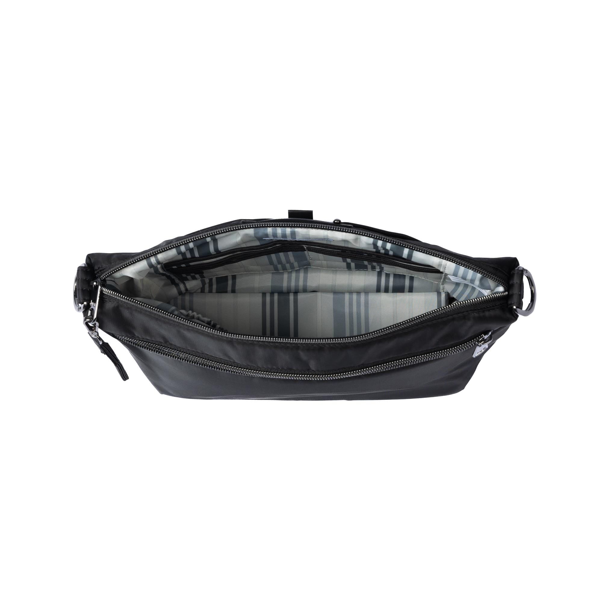 Flare 2 Crossbody Bag with Puller - BLACK - 24776_Flare2_Black_Angle_05