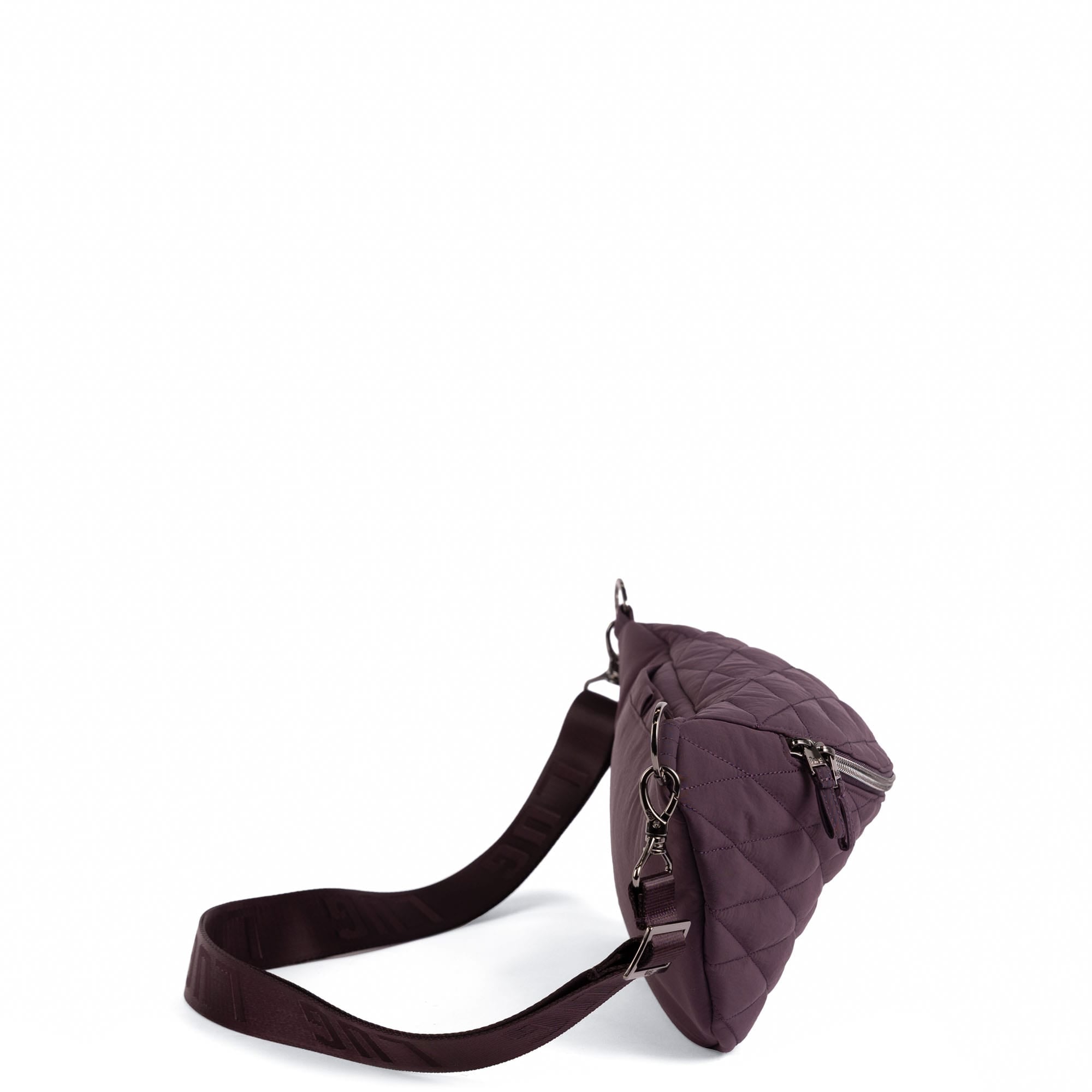 Bemo Cloud Go Sling Bag - PLUM - 25508_Bemo_CloudGo_Plum_Angle_03