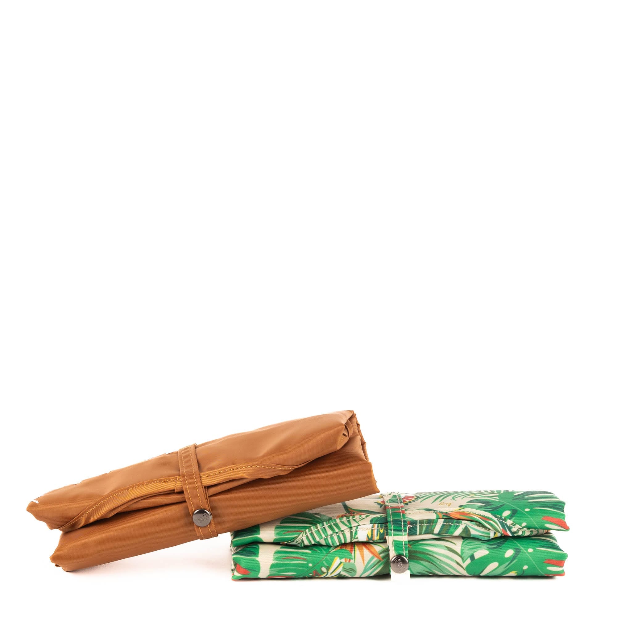 Eco Shopper Set of 2 with Embroidery - WILD AT HEART - 25518_EcoShopper2PC_WildAtHeart_Angle_05