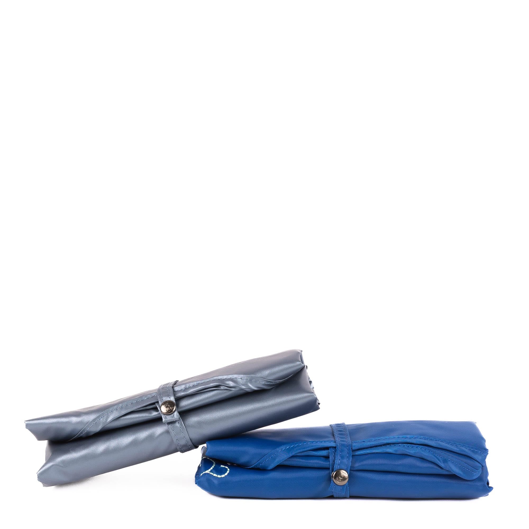 Eco Shopper Set of 2 with Embroidery - THINK HAPPY BE HAPPY - 25520_EcoShopper2PC_ThinkHappyBeHappy_Angle_05