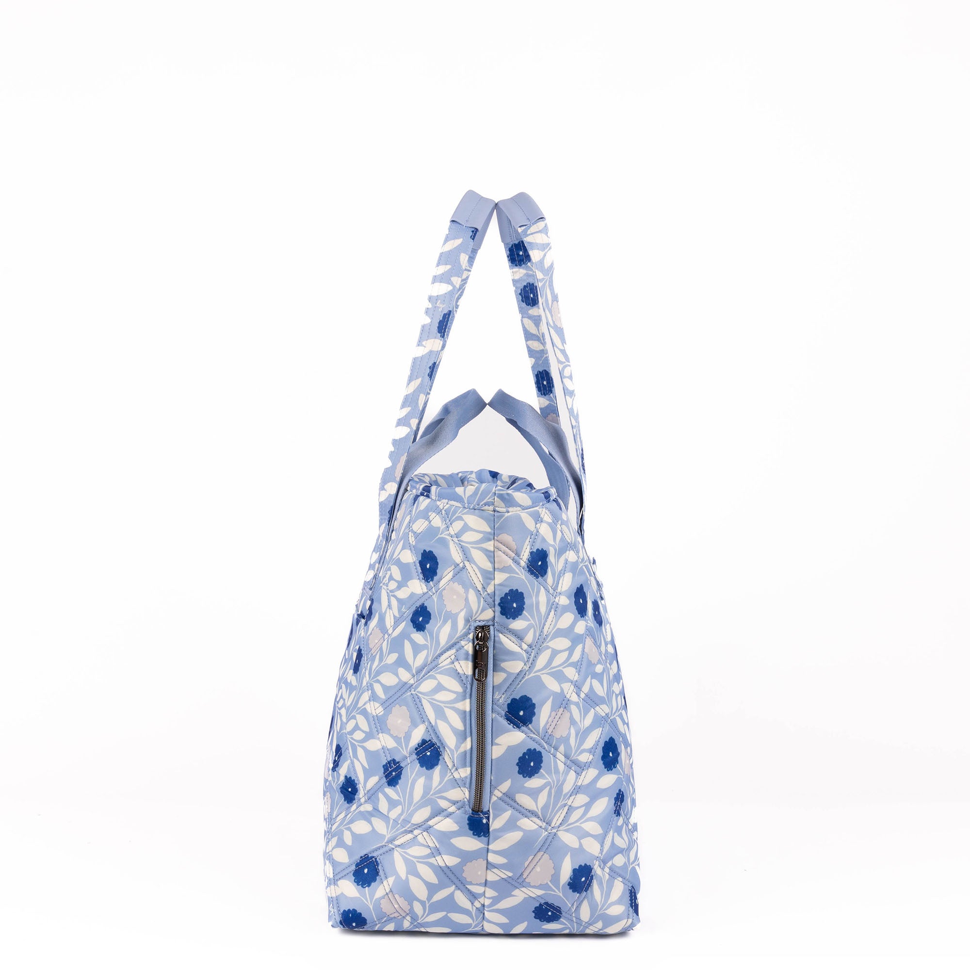 Ferry XL SE Expandable Carry-All with Charm Bar - MORNING GLORY BLUE - 25765_FerrySE_XL_MorningGloryBlue_Angle_03