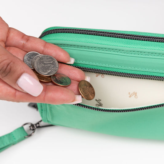 Drift CloudGo RFID Wallet - - 25793_Drift_CloudGo_SpearmintGreen_Lifestyle_01