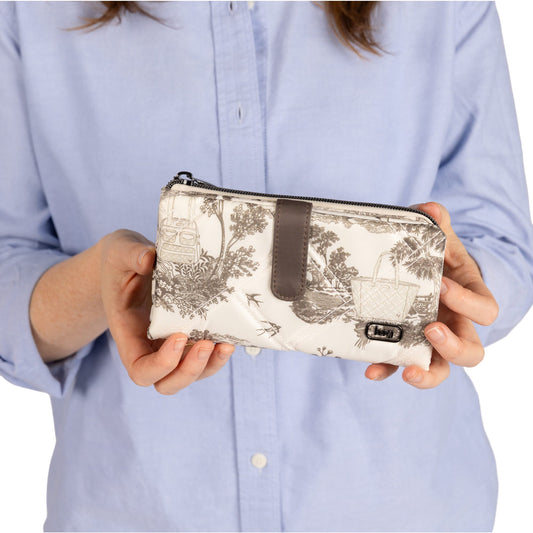 Tram LE RFID Wallet - - 26087_TramLE_StorybookBrown_BagProportions_03