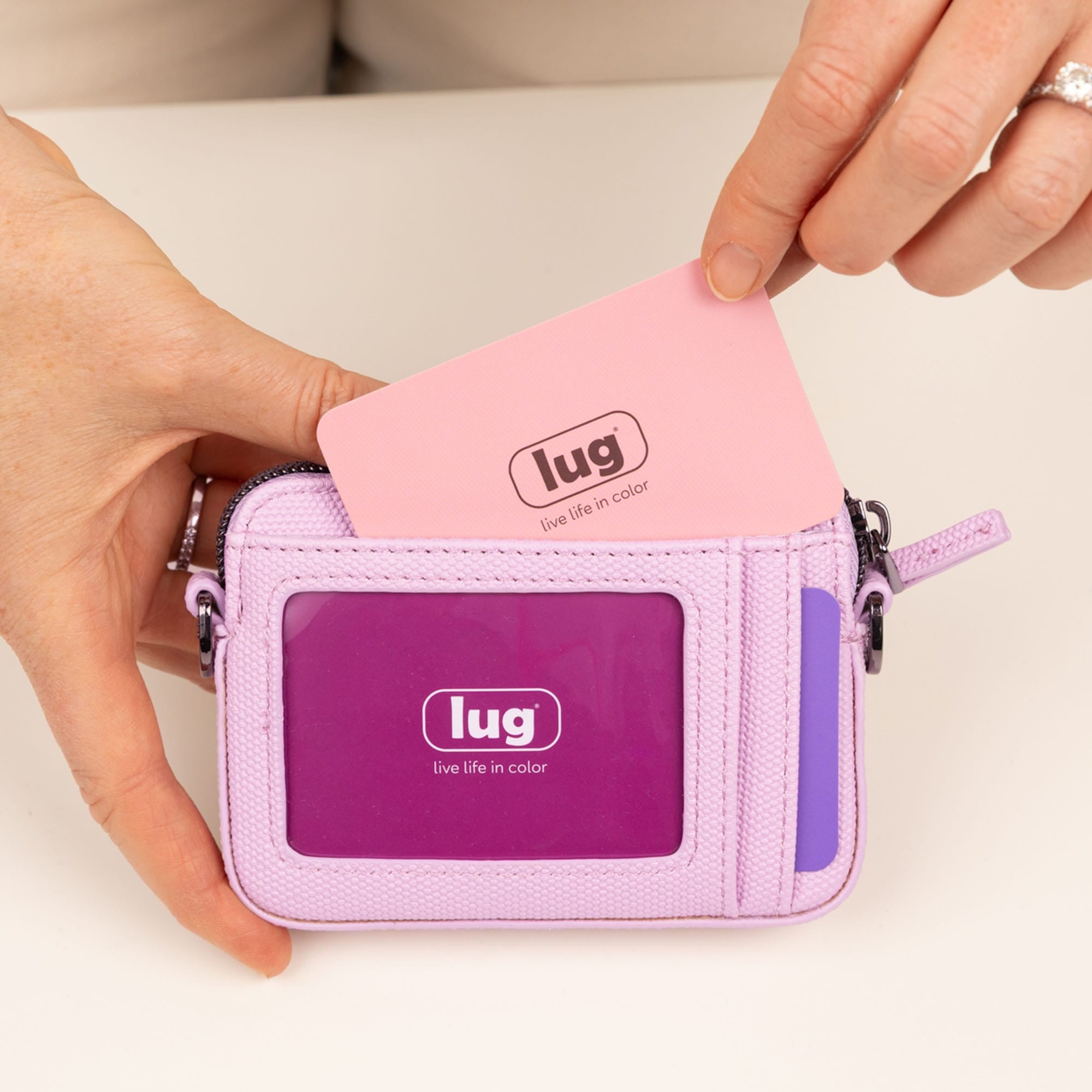 Juke Matte Luxe VL Mini Bag - - 26241_JukeML_MetallicBubblePurple_Lifestyle_02