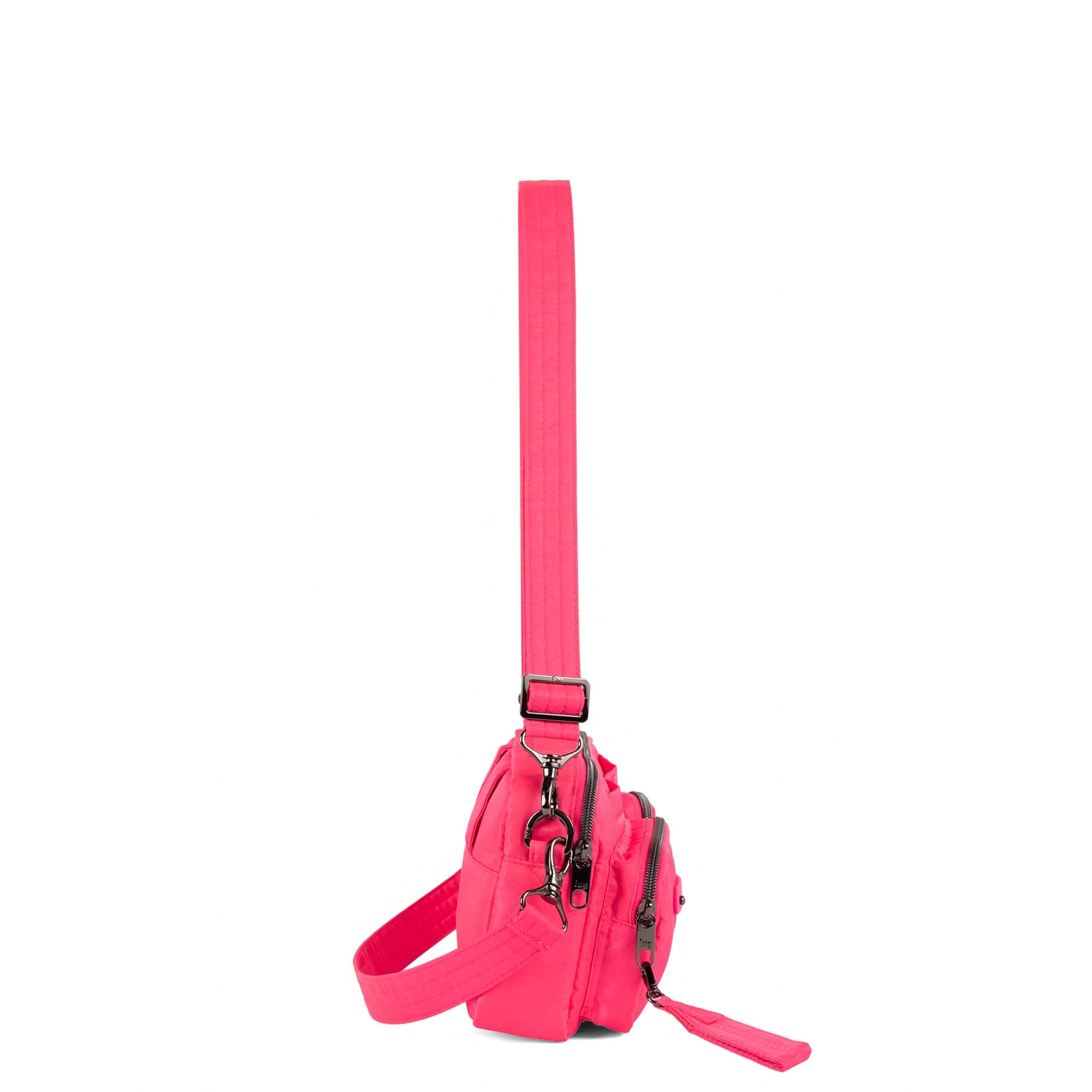Switcheroo SE Crossbody Bag - MAGENTA - 26259_SwitcherooSE_Magenta_Angle_03