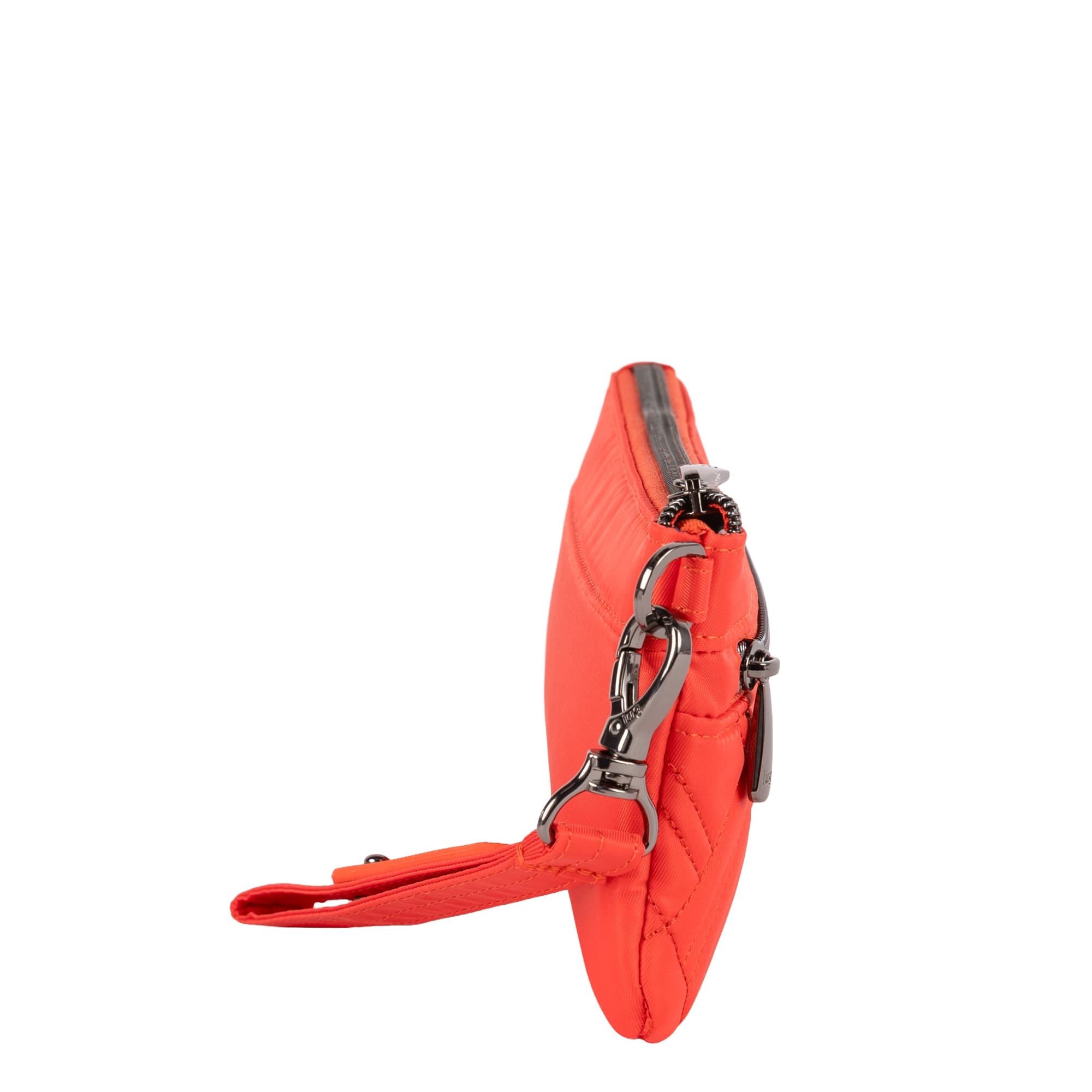Super Metro XL Wristlet with Charm Bar - CAYENNE RED - 26262_SuperMetroXL_CayenneRed_Angle_04