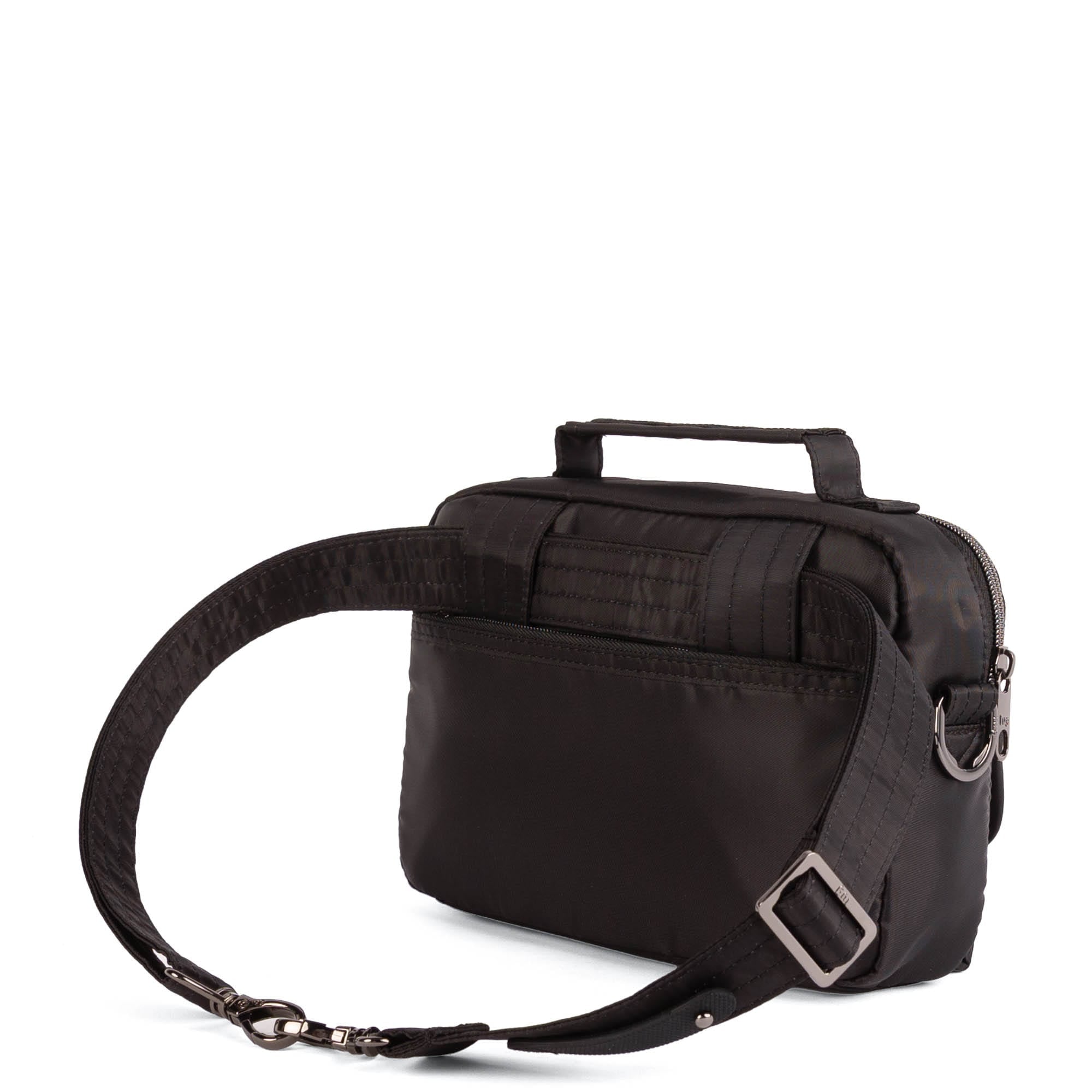 Switch SE Crossbody Bag - BLACK - 26487_SwitchSE_Black_Angle_05