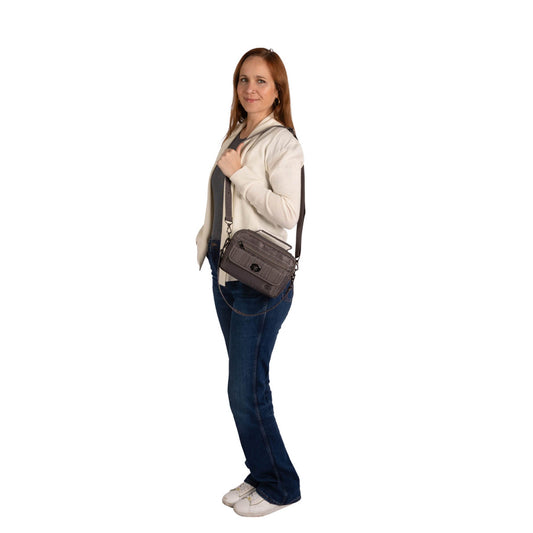 Switch SE Crossbody Bag - - 26488_SwitchSE_StormGrey_BagProportions_01