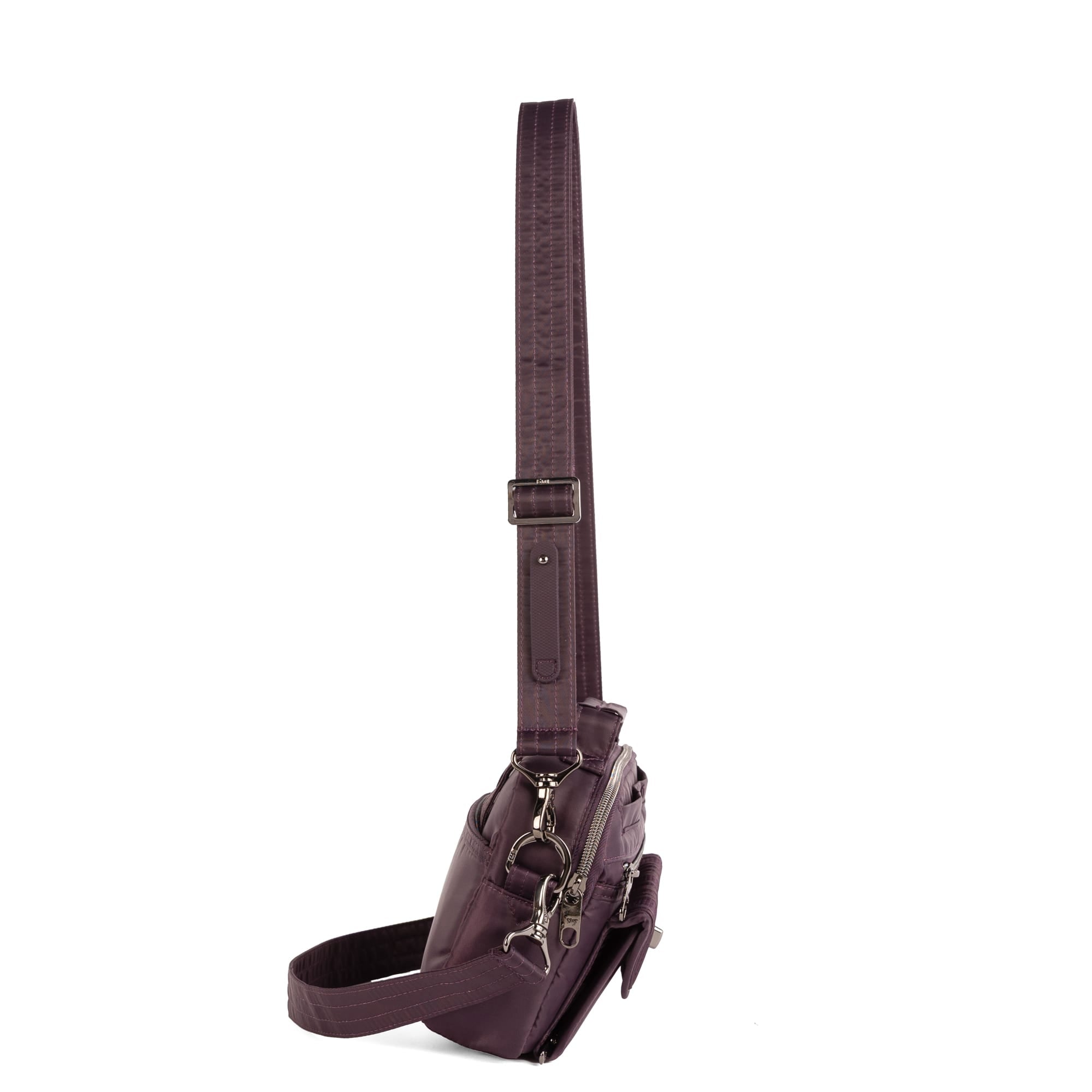 Switch SE Crossbody Bag - PLUM - 26494_SwitchSE_Plum_Angle_03