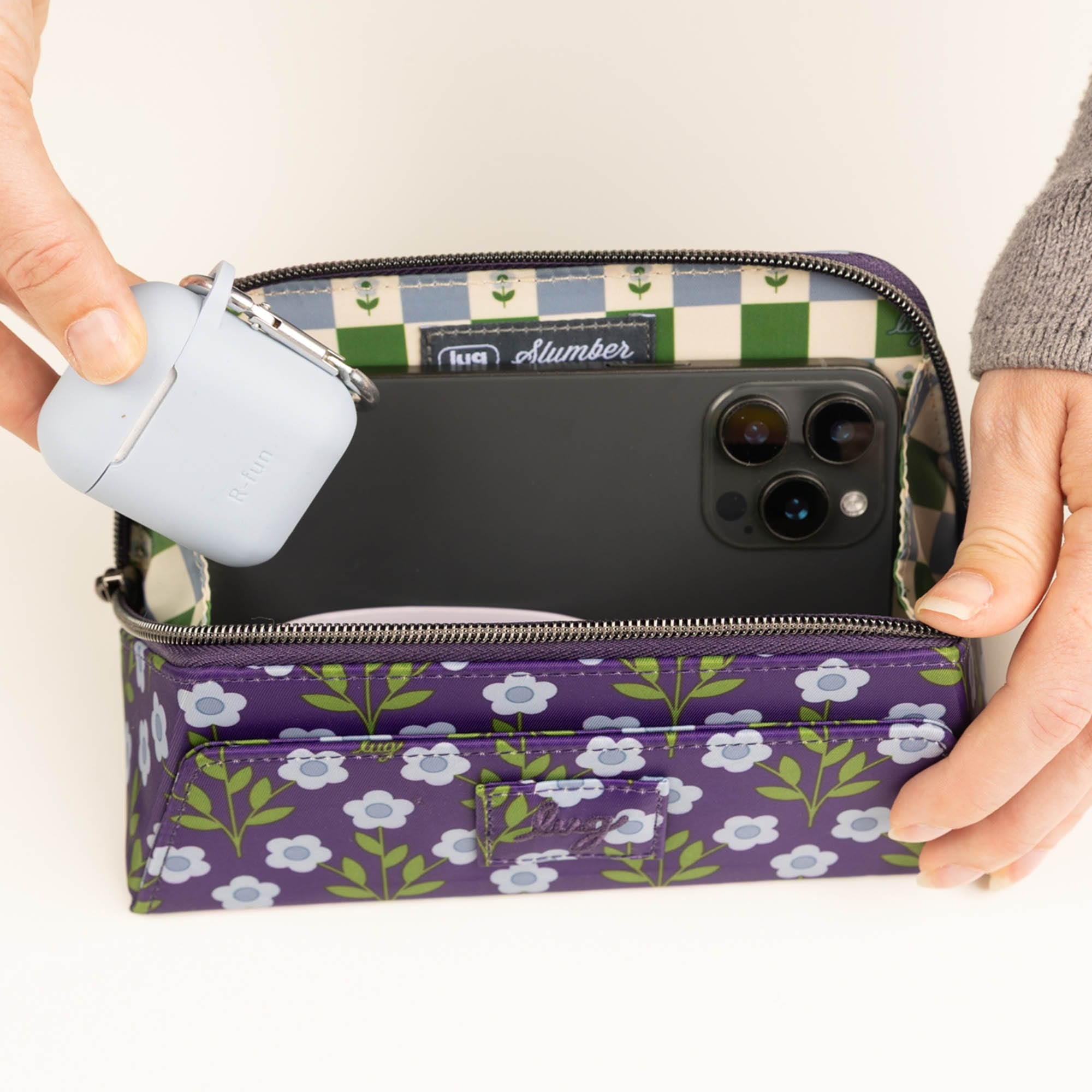 Slumber Accessory Storage Pouch - - 26497_Slumber_PrimrosePurple_Lifestyle_06