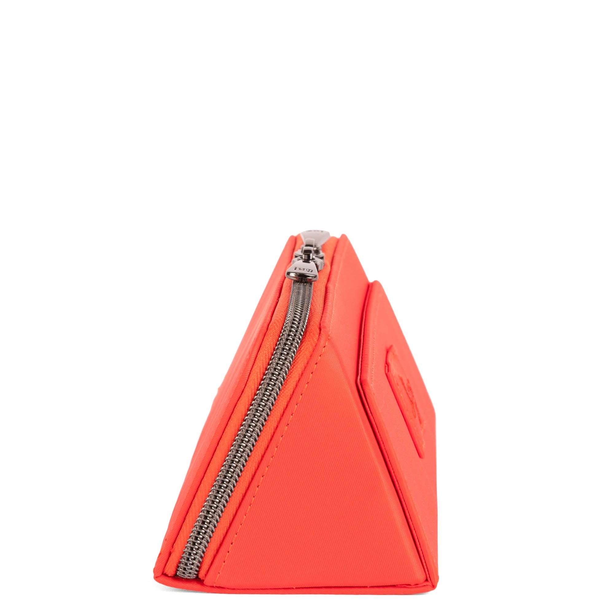 Slumber Accessory Storage Pouch - CAYENNE RED - 26502_Slumber_CayenneRed_Angle_03