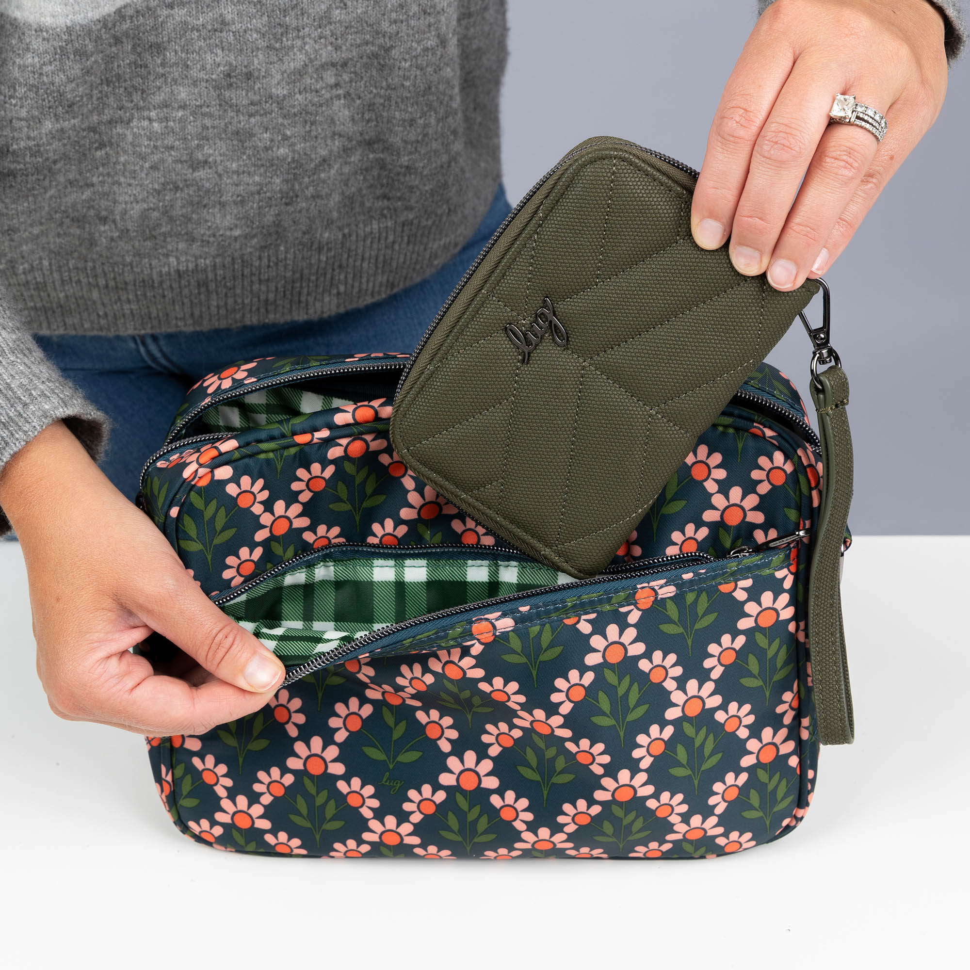 Carousel XL LE Crossbody Bag - - 26643_CarouselXL_LE_PetalParadeGreen_Lifestyle_05