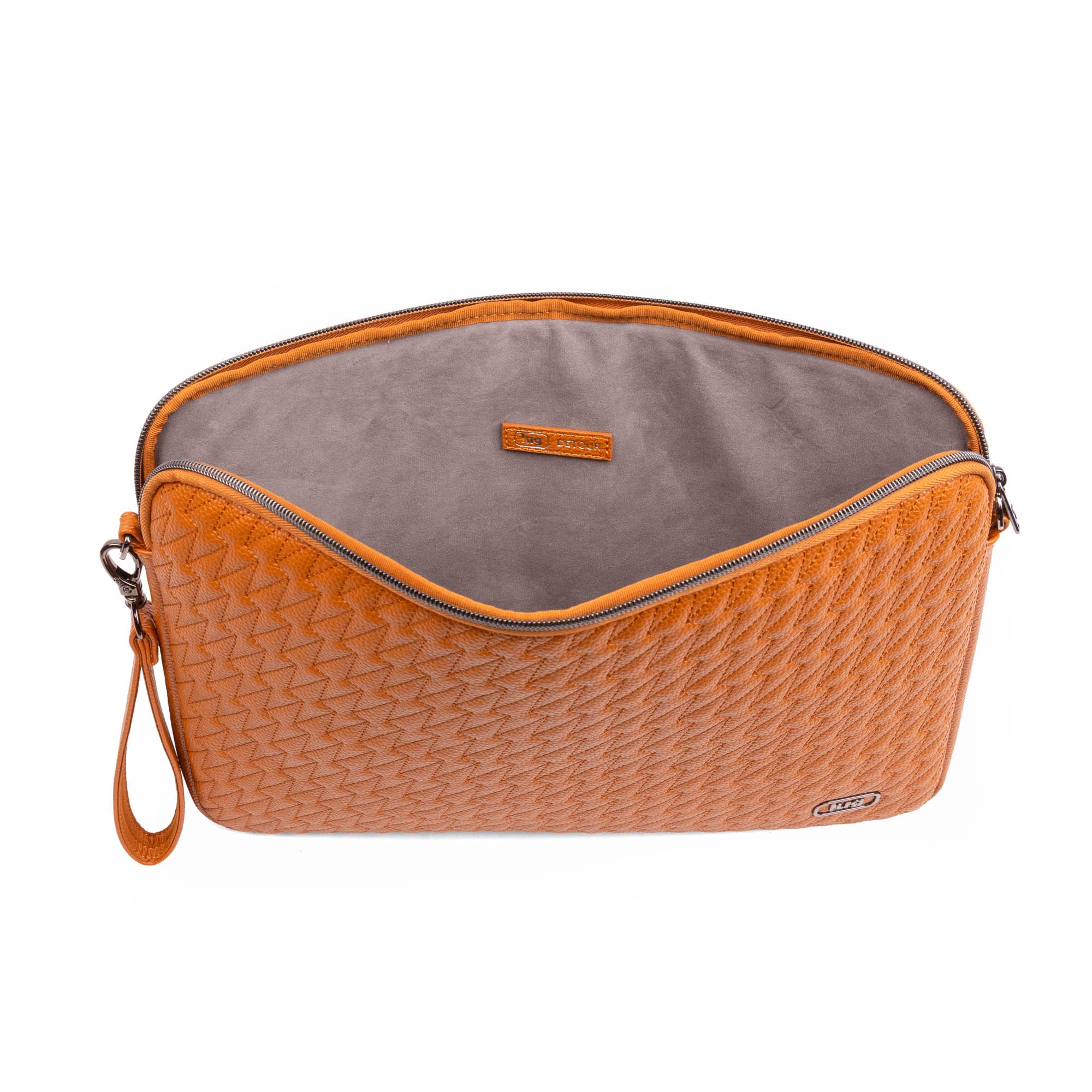 TWiNSAUCE x Lug Detour Classic VL 15" Laptop Sleeve - - 26928_LUGxTWiNSAUCE_DetourVL-15in_Cappuccino_Angle_04