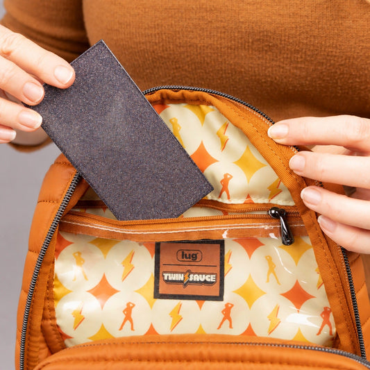 TWiNSAUCE x Lug Hopper 2 Backpack - - 27152_LUGxTWiNSAUCE_Hopper2_Cappuccino_Lifestyle_03