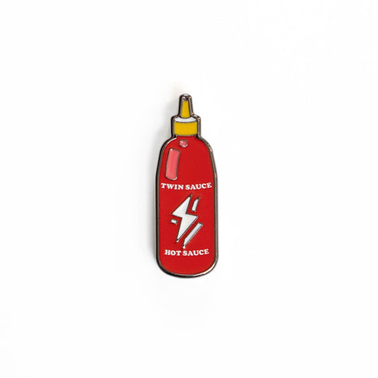TWiNSAUCE x Lug Novelty Bag Charm - - 27452_LUGxTWiNSAUCE_TwinsauceHotSauce_Angle_01