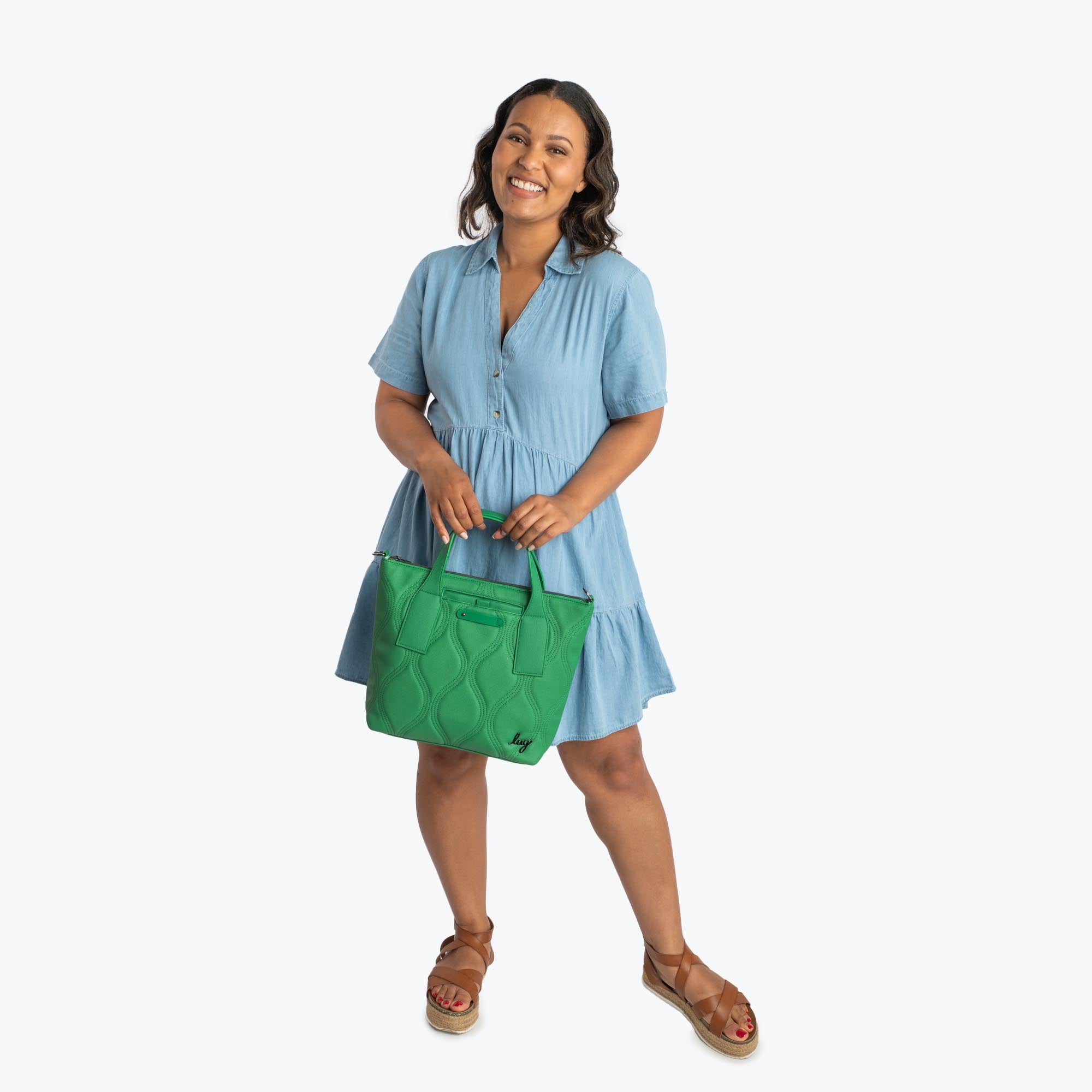 Alto Matte Luxe VL Convertible Tote Bag - - AltoMatteLuxe_BagProportions_03