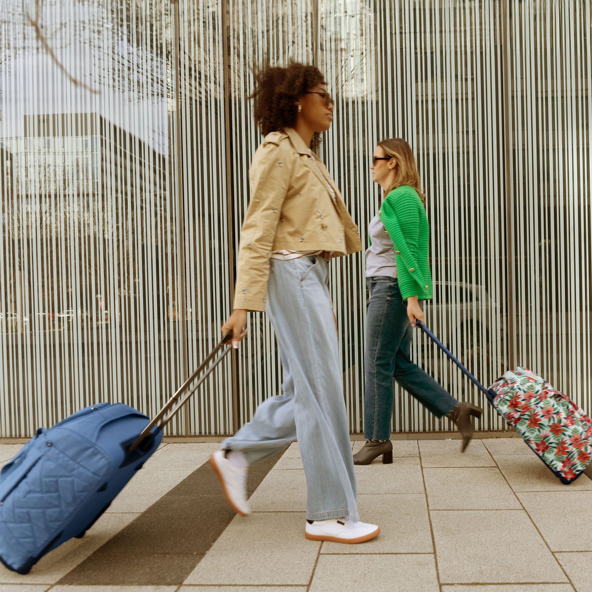 Barnstormer Rolling Duffel Bag - - Barnstormer_Lifestyle_09