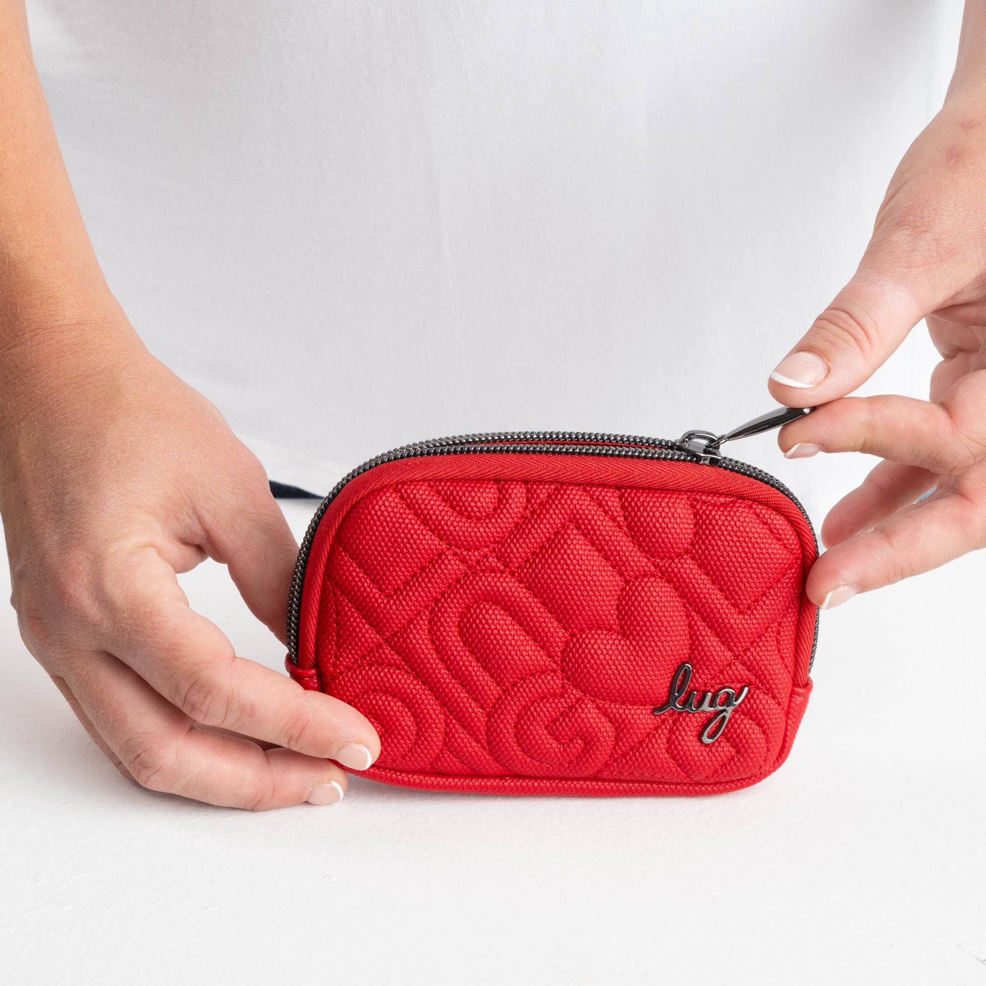 Barrel Love Matte Luxe VL Zip Wallet - - Barrel_MatteLuxe_Lifestyle_01
