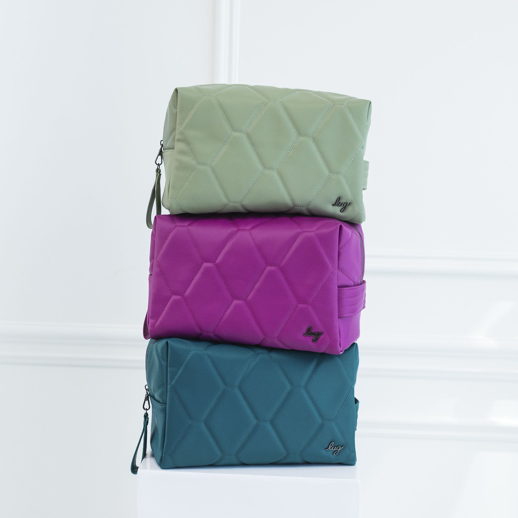 Bumper Satin Luxe VL Cosmetic Case - - Bumper_SatinLuxe_Lifestyle_02