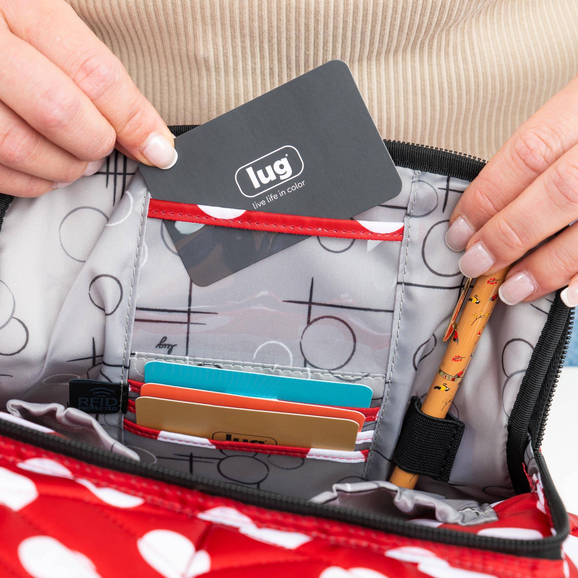 Legacy Collection Canter Convertible Tote Bag - - Canter_Lifestyle_06