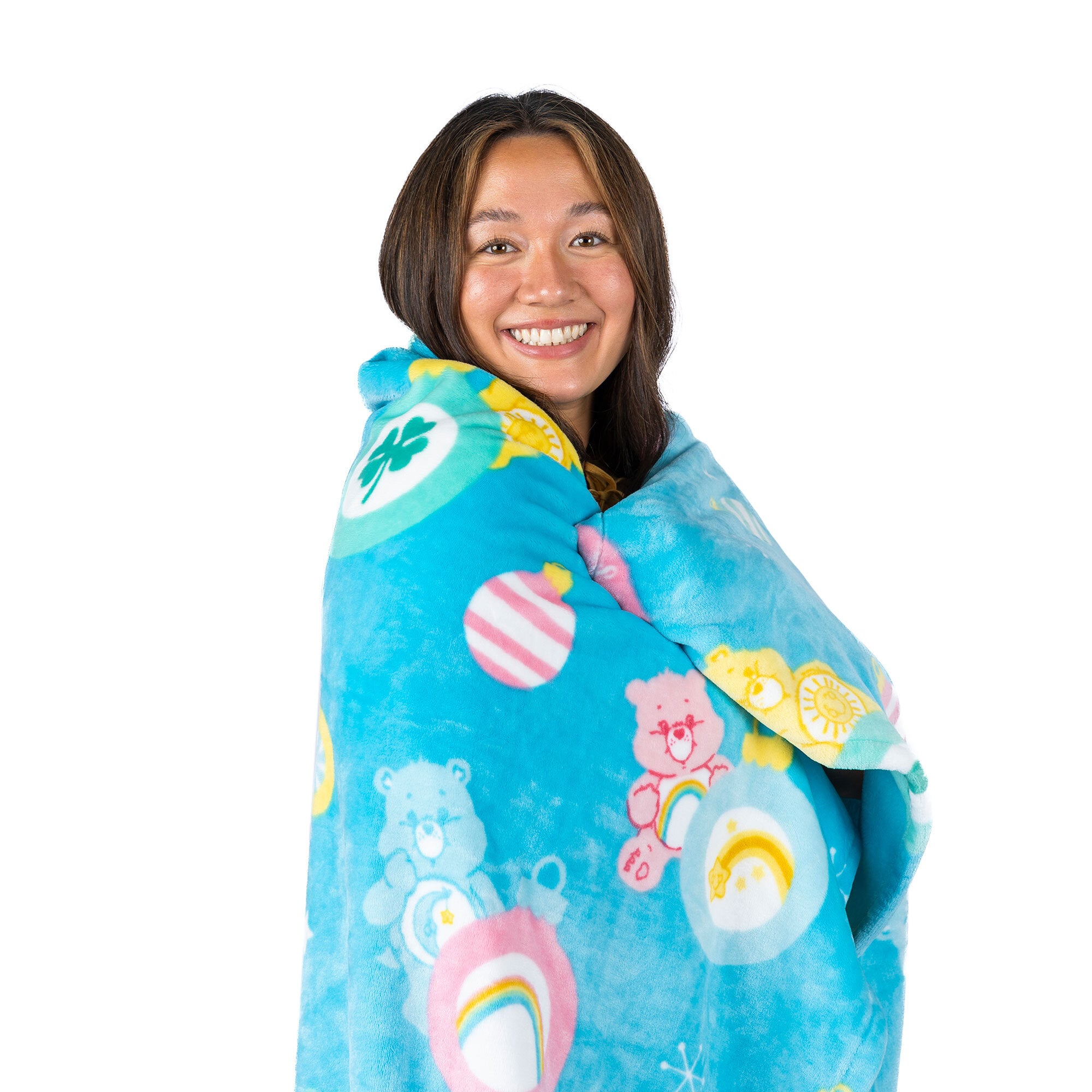 Care Bears x Lug Cuddle Throw - CARE BEAR HOLIDAY - CareBears_CuddleThrow_Holiday_Proportion_01