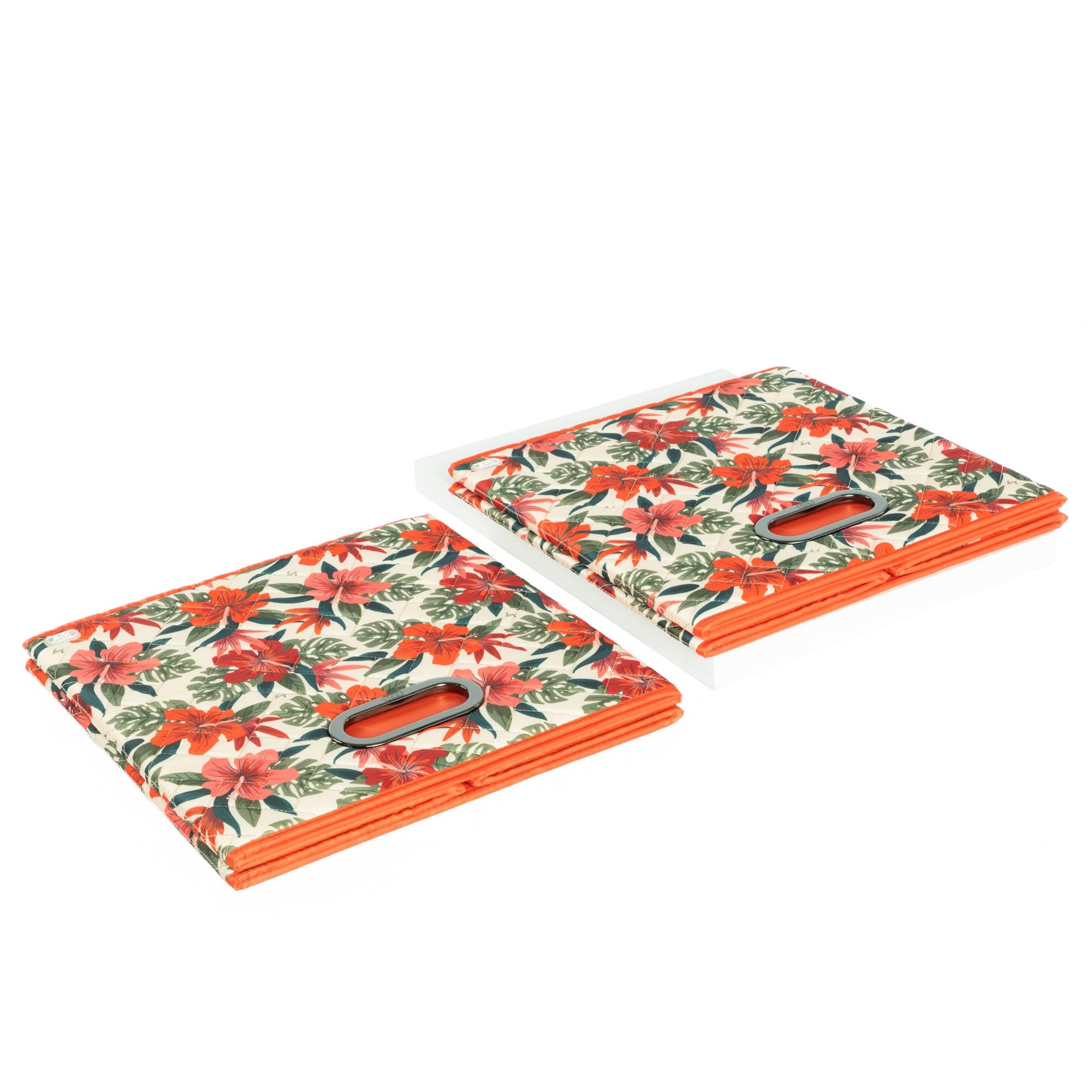 Cargo 2pc Collapsible Cube Bins - LUSH LUAU - Cargo2pkCollapsibleStorageCube_LushLuau_07