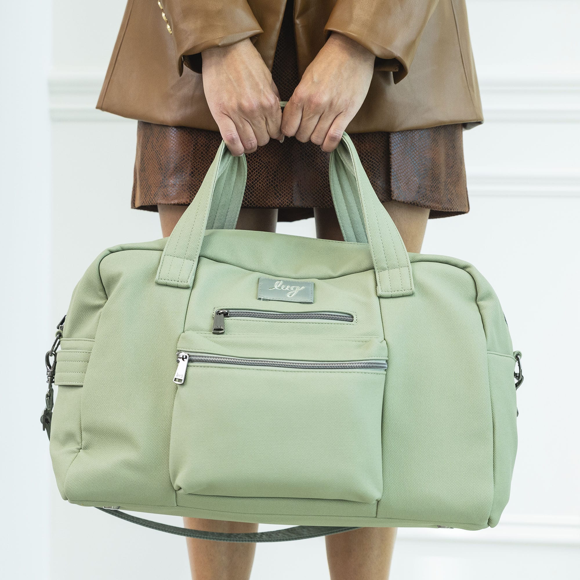 Charger Matte Luxe VL Overnight Bag - - Charger_MatteLuxe_Lifestyle_03