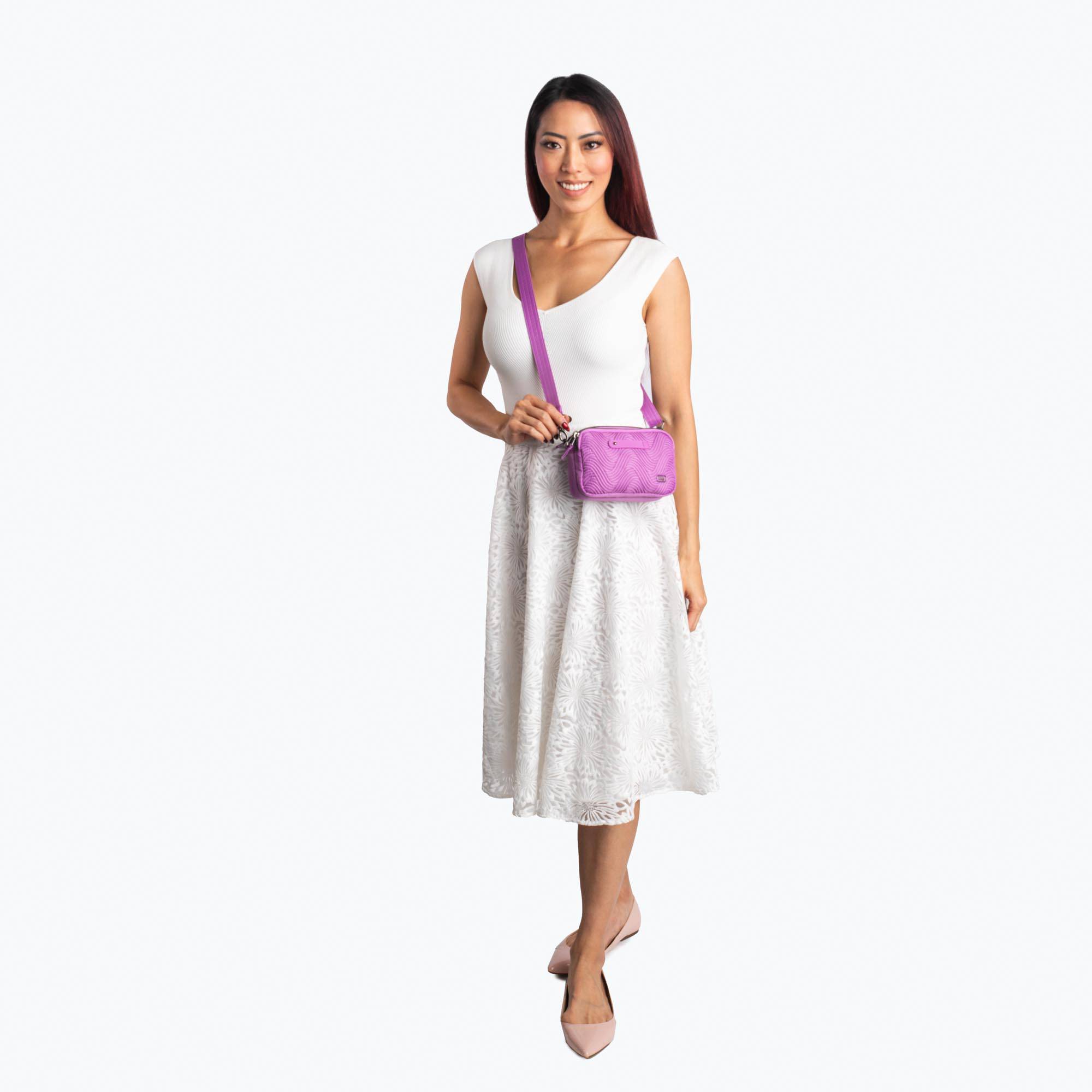 Coupe SE 2 Convertible Crossbody Bag - - CoupeSE2_Lifestyle_BagProportions_02