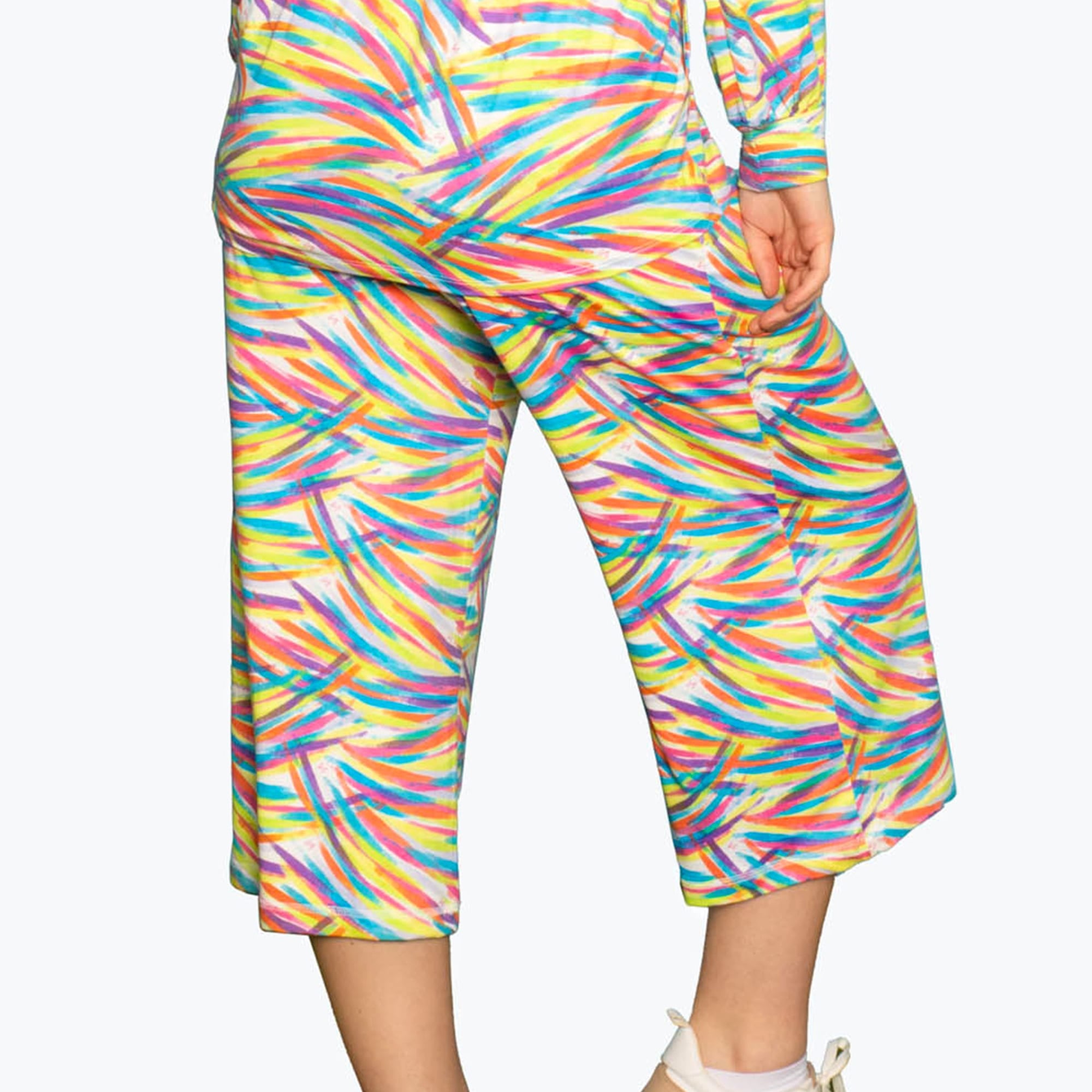 Coupe Wide Leg Pants - BRUSHSTROKES BRIGHT - Coupe_Bottom_BrushstrokesBright_S_02_813aea22-0a6d-47b2-bae1-cf14af78eaac