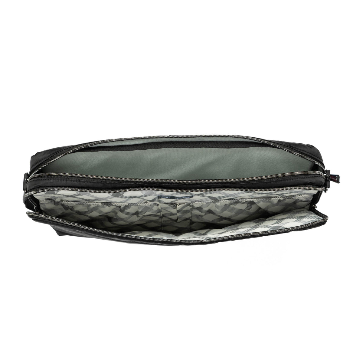 Delta 17&quot; Laptop Case - BLACK - Delta_17in_Black_04
