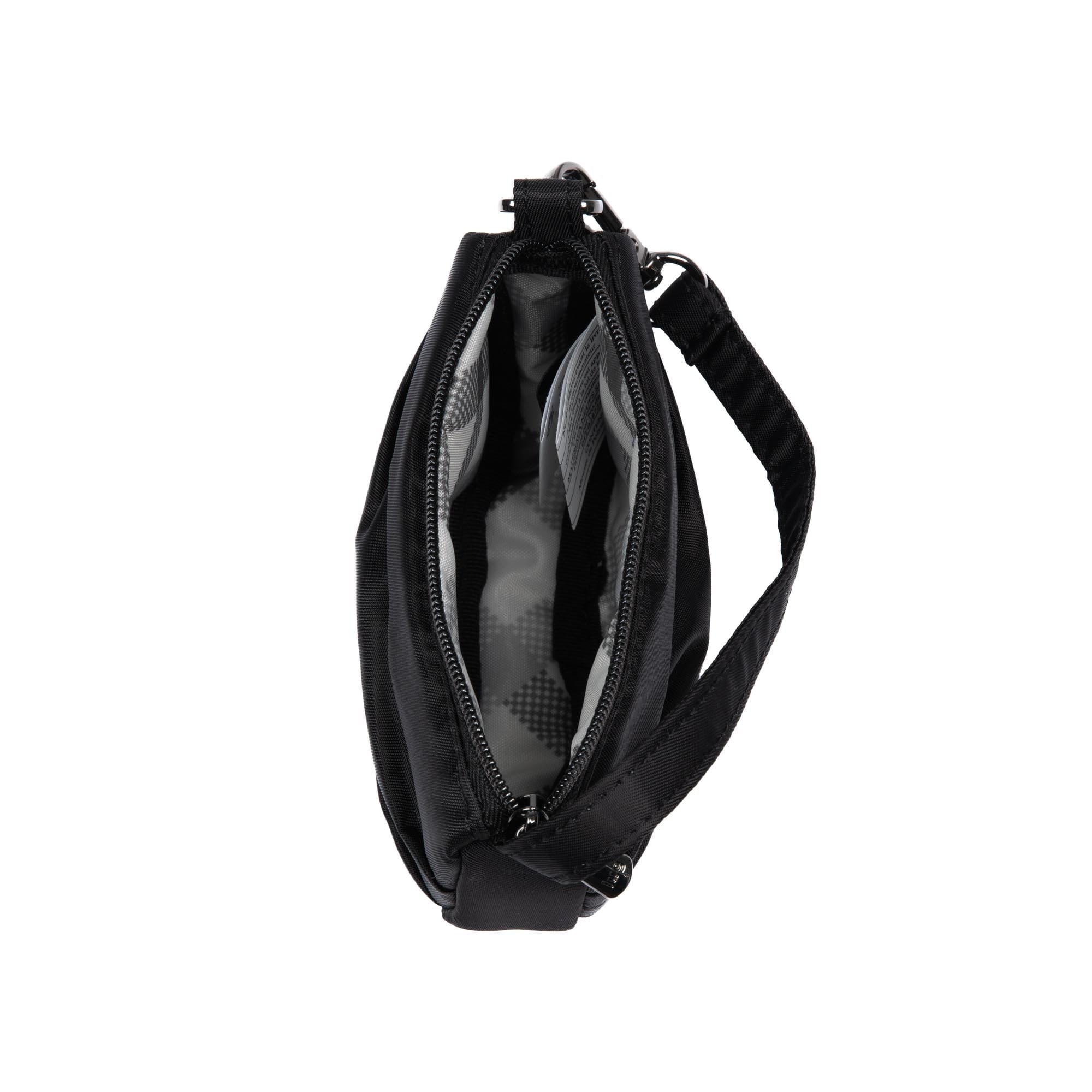 Disco Pleated Pouch - BLACK - Disco_Black_05_dec4d4e8-5049-4b40-bde1-e00627f61832