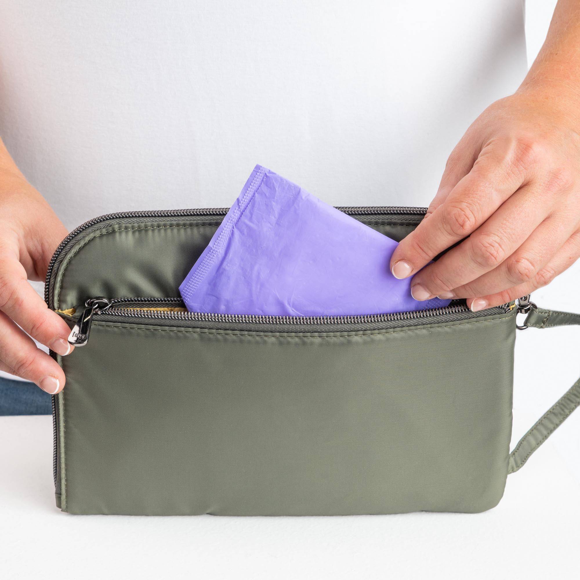 Halfpipe Zip Wristlet Wallet - - Halfpipe_Lifestyle_04