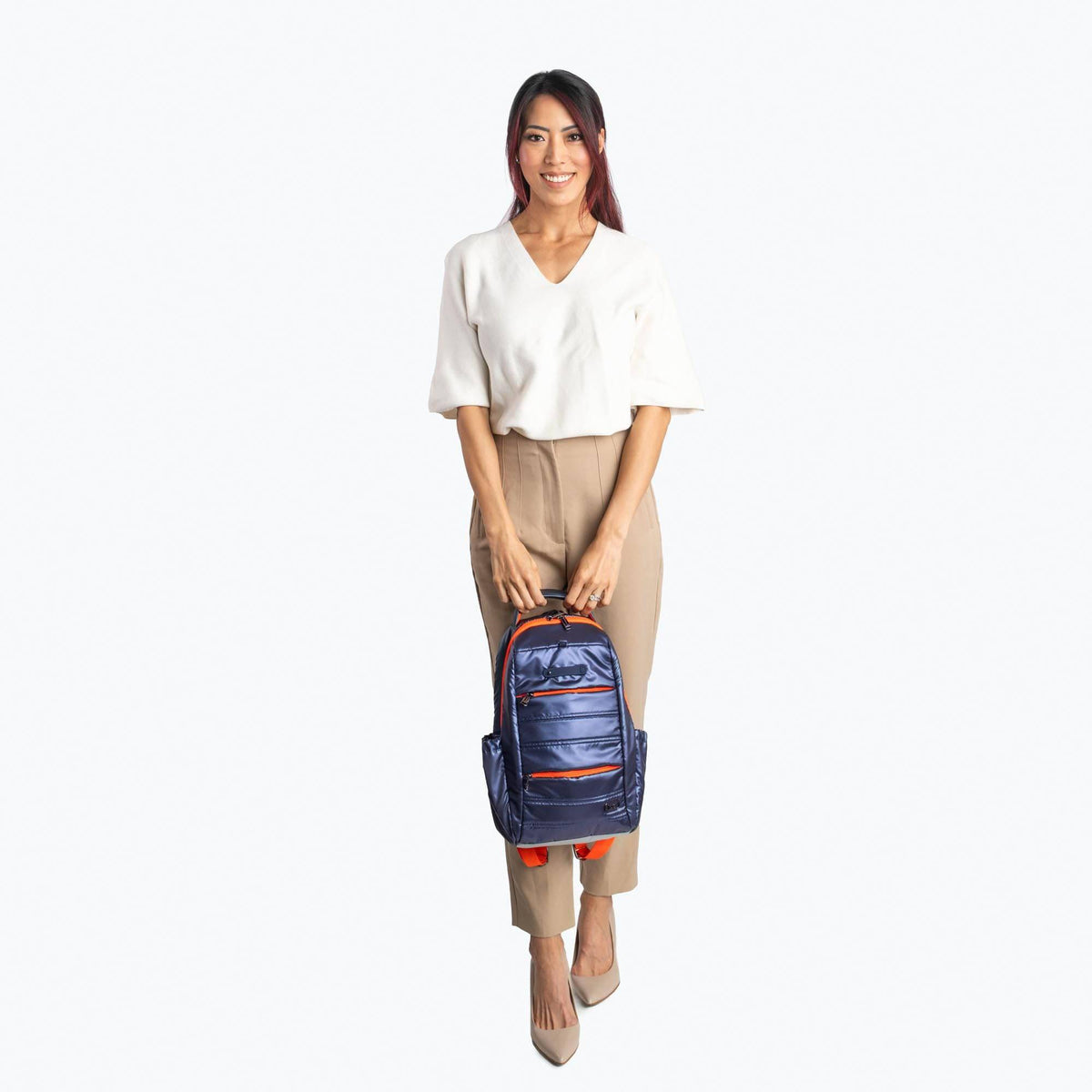 Hopper SE Backpack - - HopperSE_Lifestyle_BagProportions_02