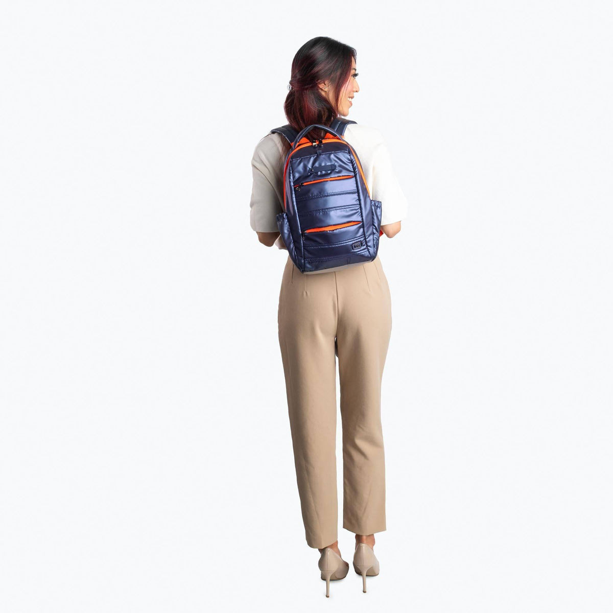 Hopper SE Backpack - - HopperSE_Lifestyle_BagProportions_03