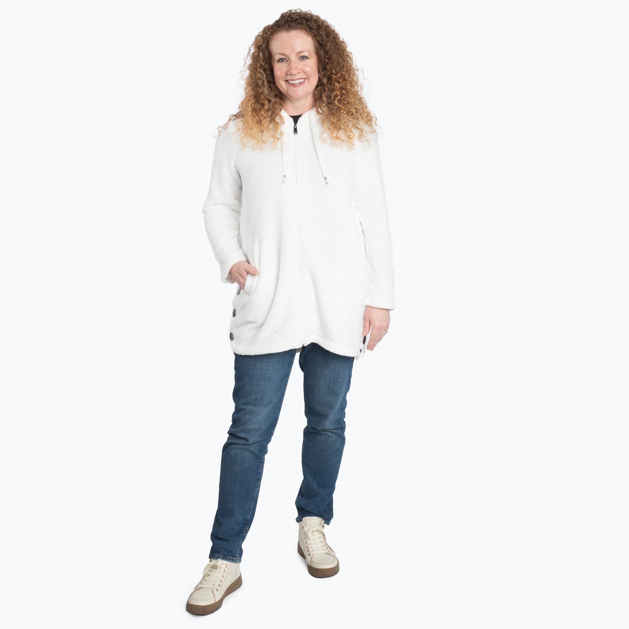 Huddle Plush Zip Lounger - DIAMOND - Huddle_Diamond_01