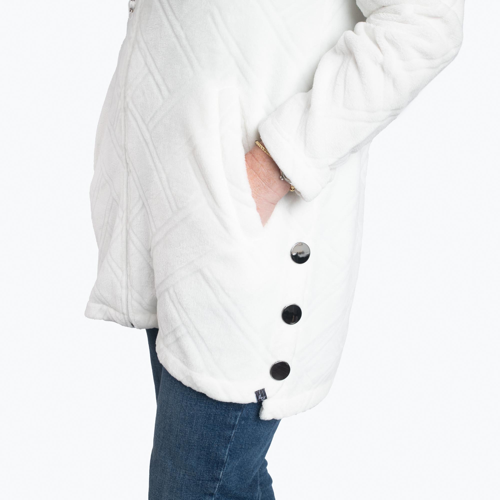 Huddle Plush Zip Lounger - DIAMOND - Huddle_Diamond_03