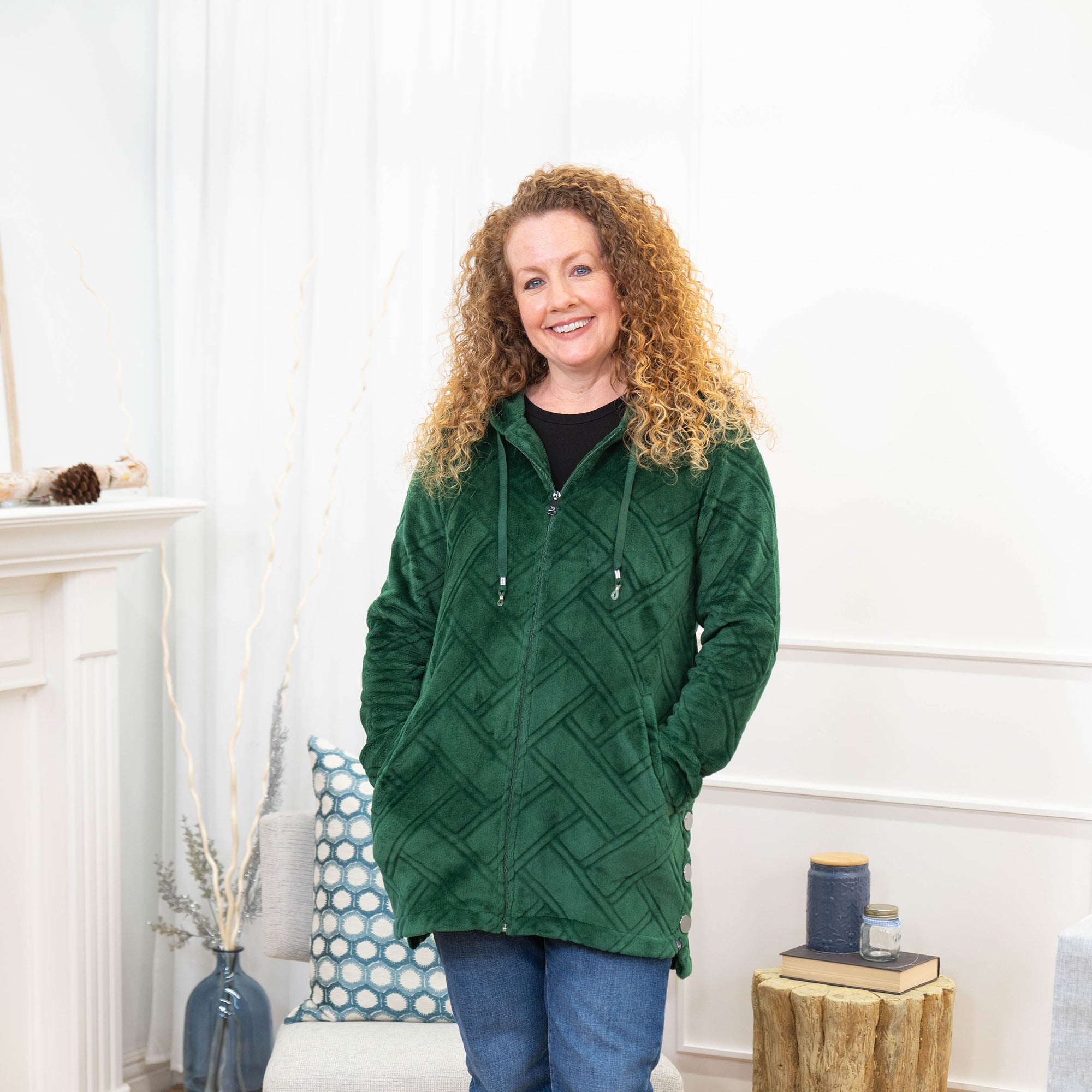 Huddle Plush Zip Lounger - 1XL EVERGLADE - Huddle_Lifestyle_01