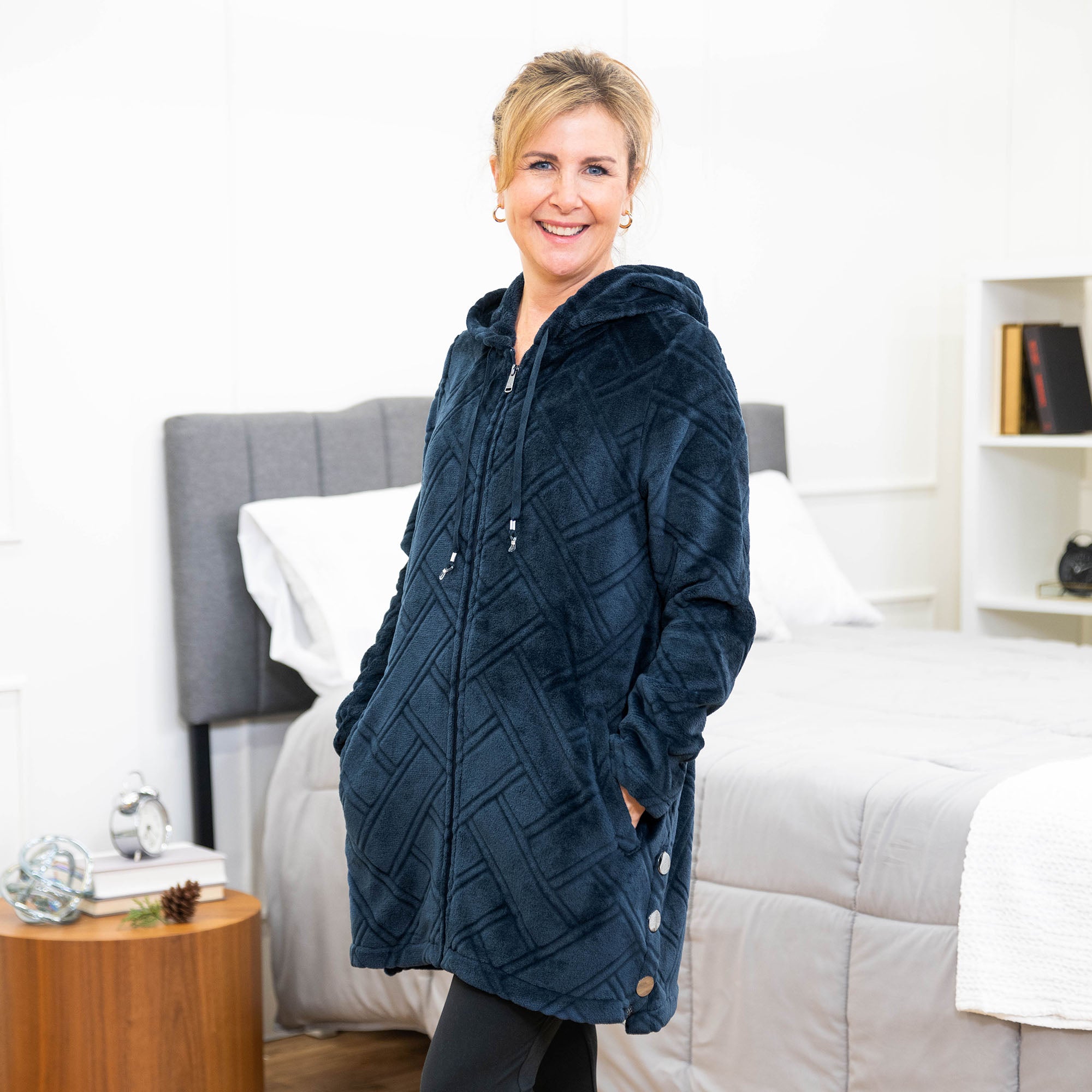 Huddle Plush Zip Lounger - 1XL EVERGLADE - Huddle_Lifestyle_04