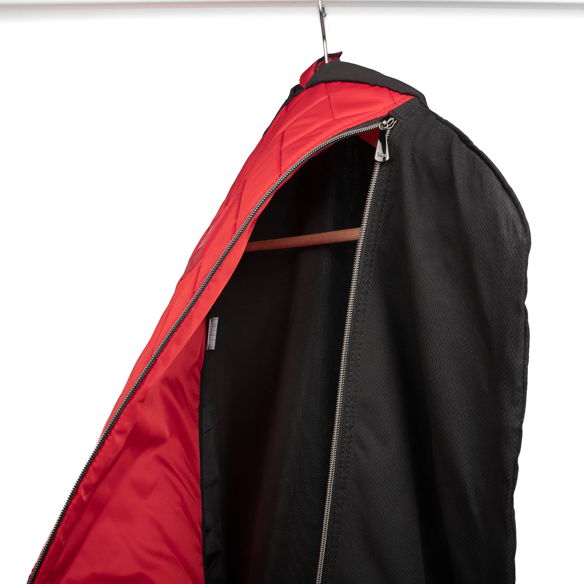 Jockey Hanging Garment Bag - POPPY RED - Jockey_PoppyRed_05