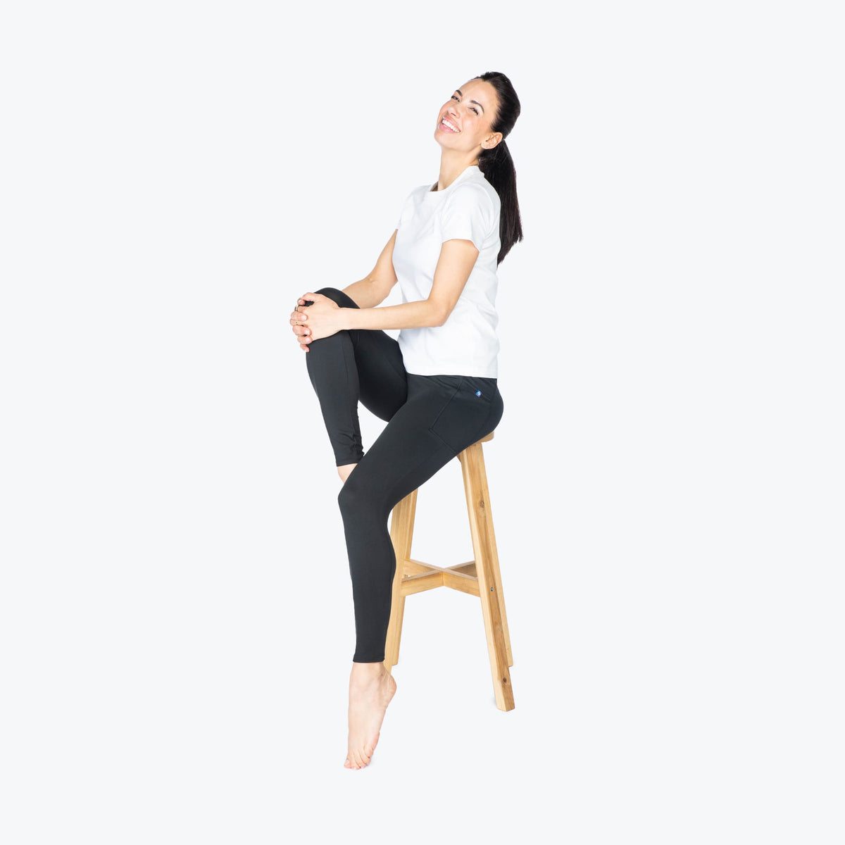 Lugging Cropped Leggings - BLACK - Lugging_Black_S_05_b323faa7-a075-4fc9-b2ba-23b3316a2976